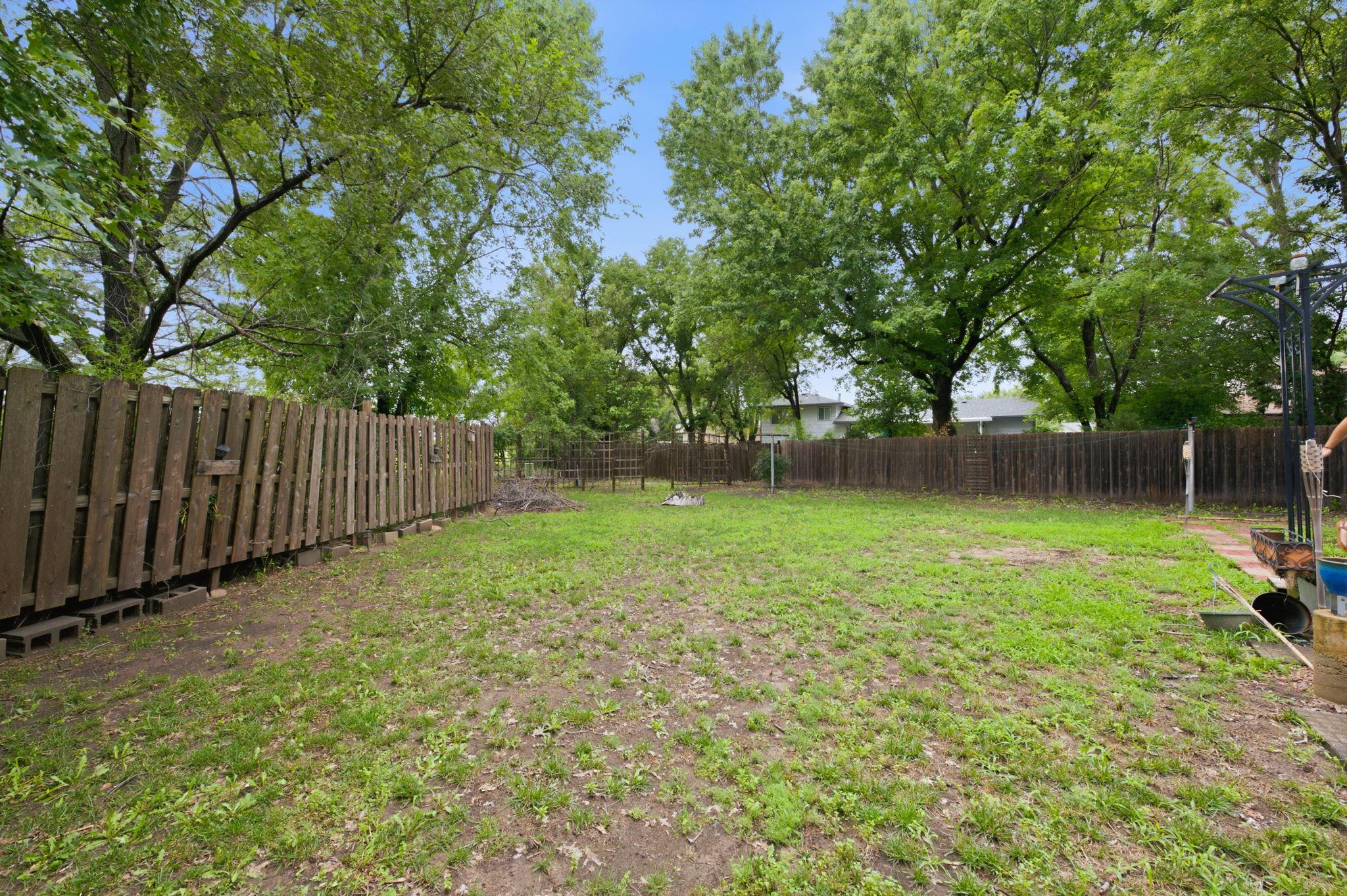 4523 S Washington Ct Property Photo 25
