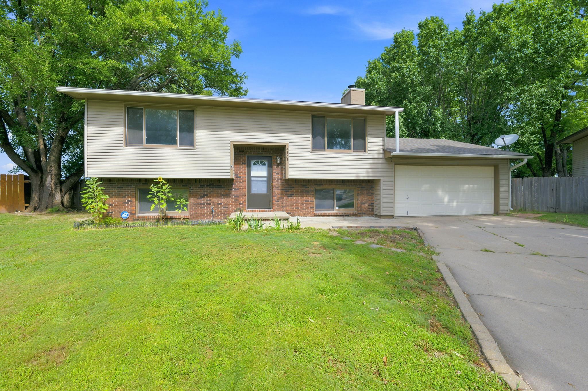 4523 S Washington Ct Property Photo 27