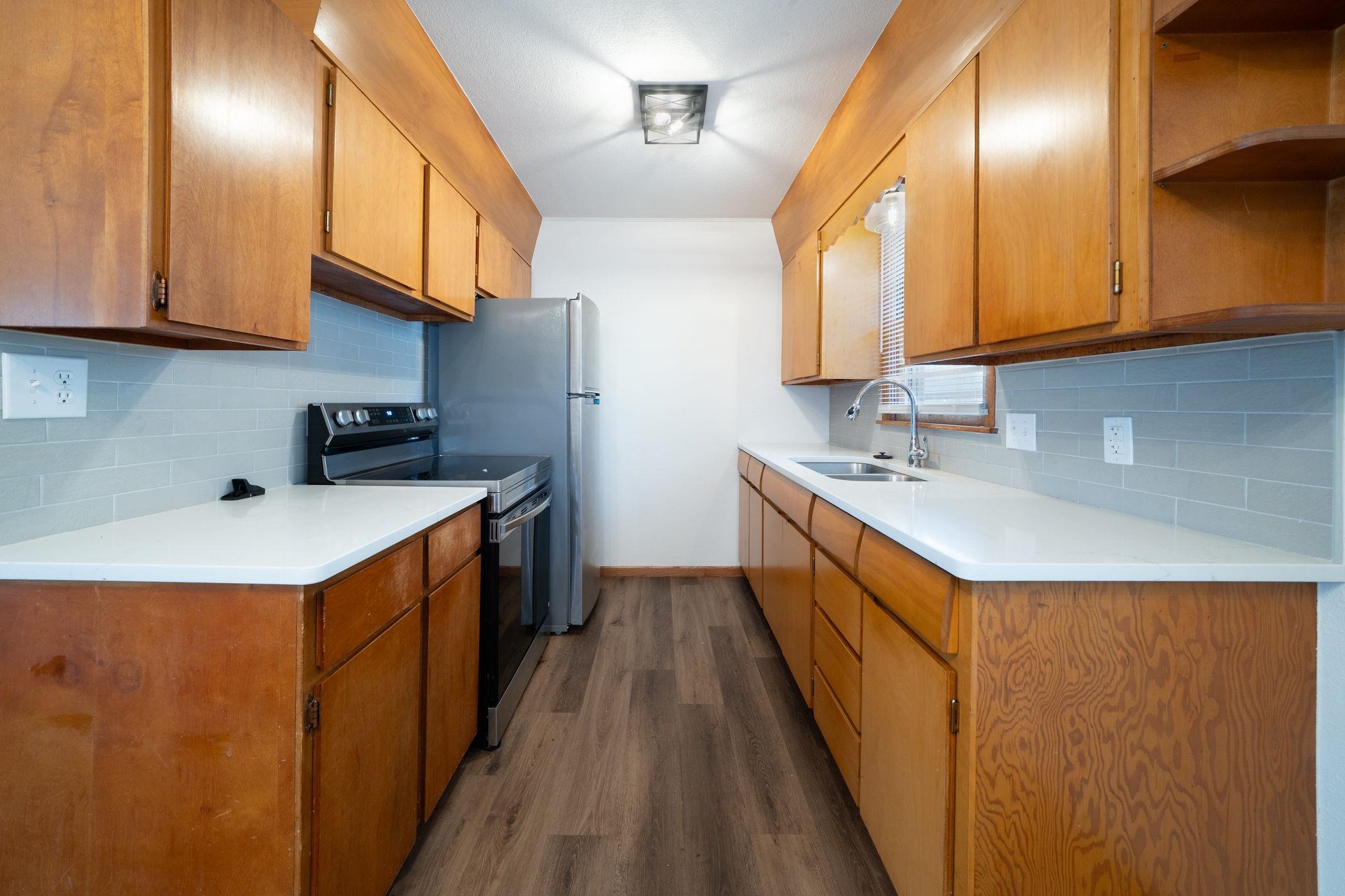 3102 S Palisade Property Photo 7