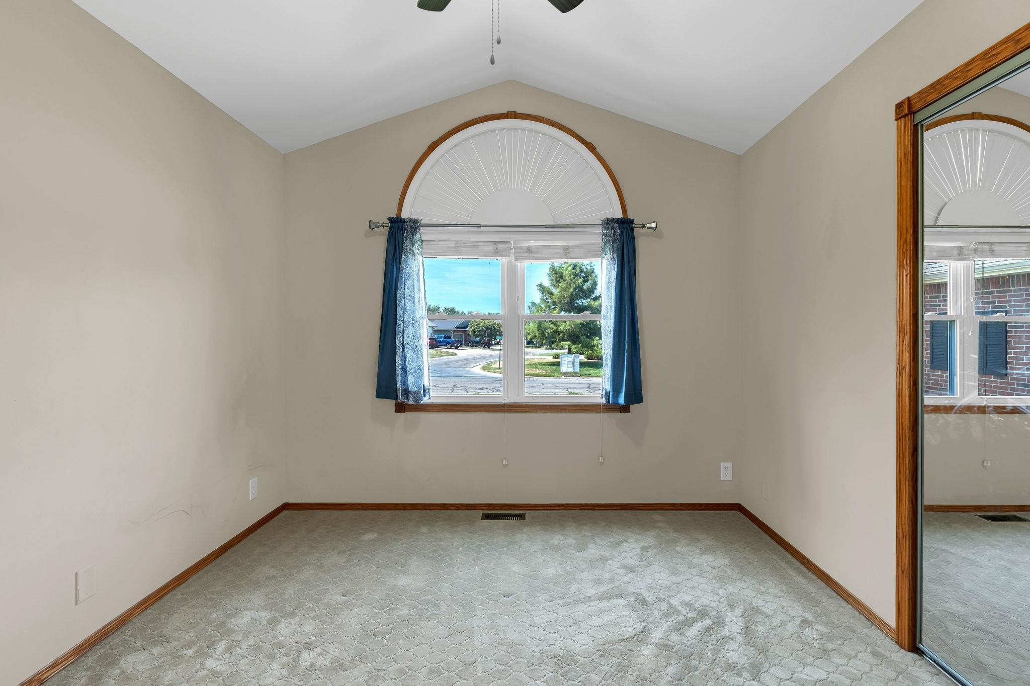 1846 S Tara Falls St Property Photo 15