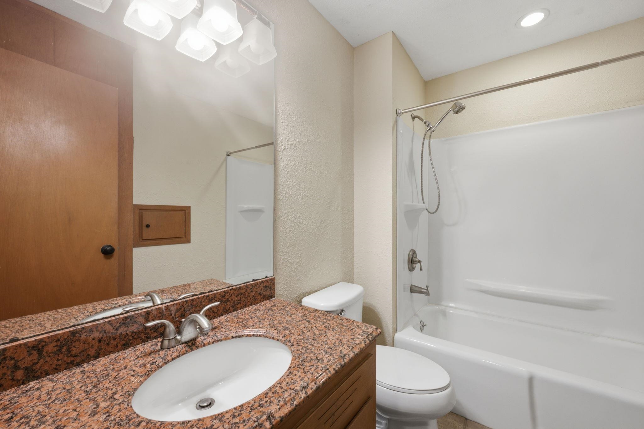 1305 N Gretchen Property Photo 21