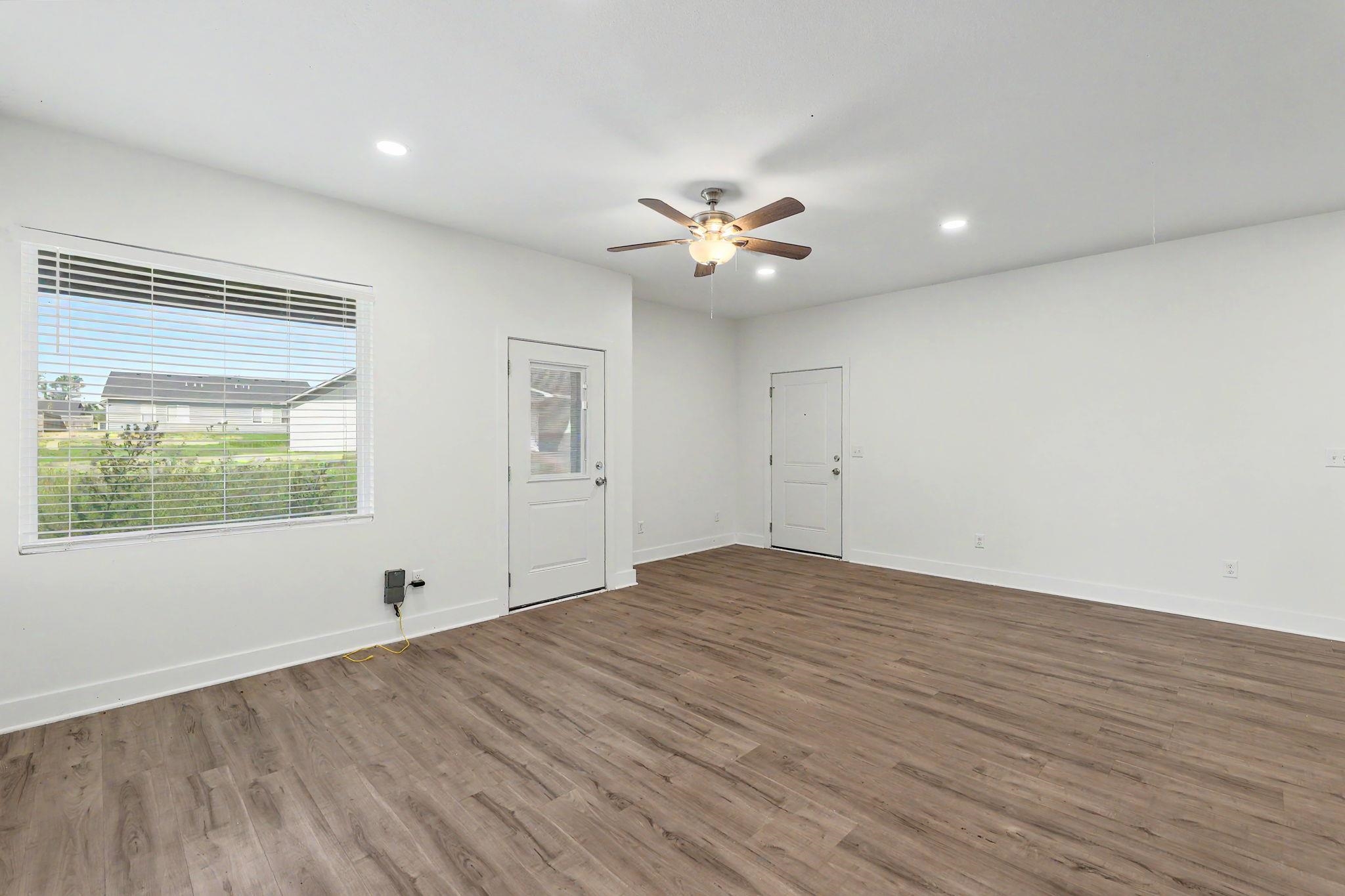 5776 E Bristol Circle Property Photo 7