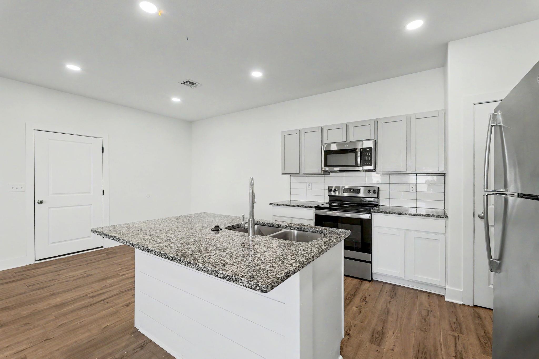5776 E Bristol Circle Property Photo 11
