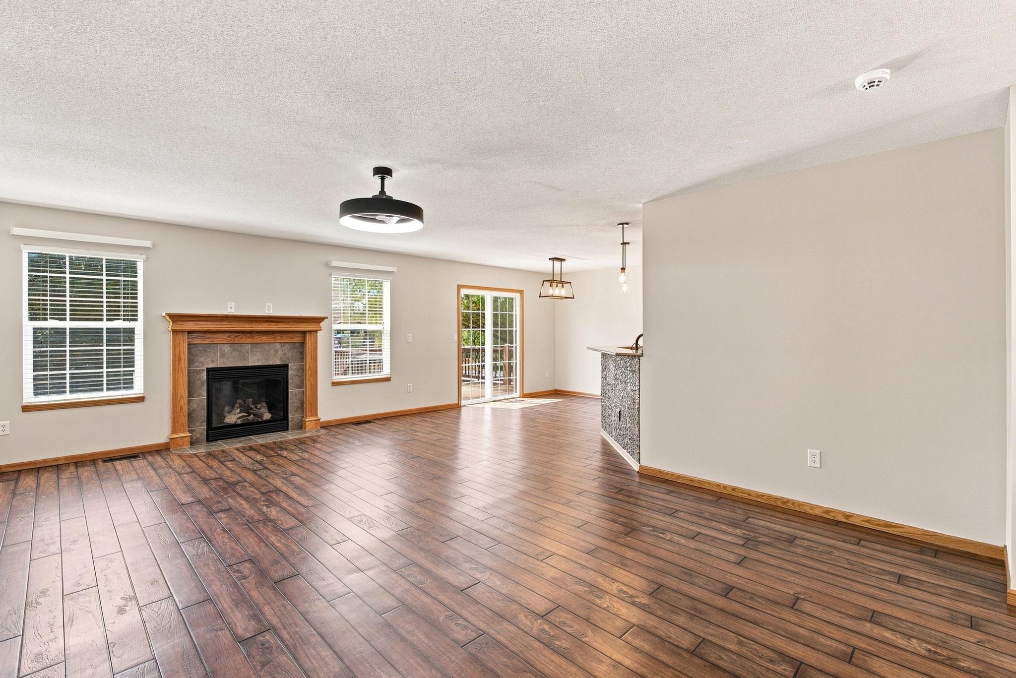 3006 N Rough Creek Cir Property Photo 7