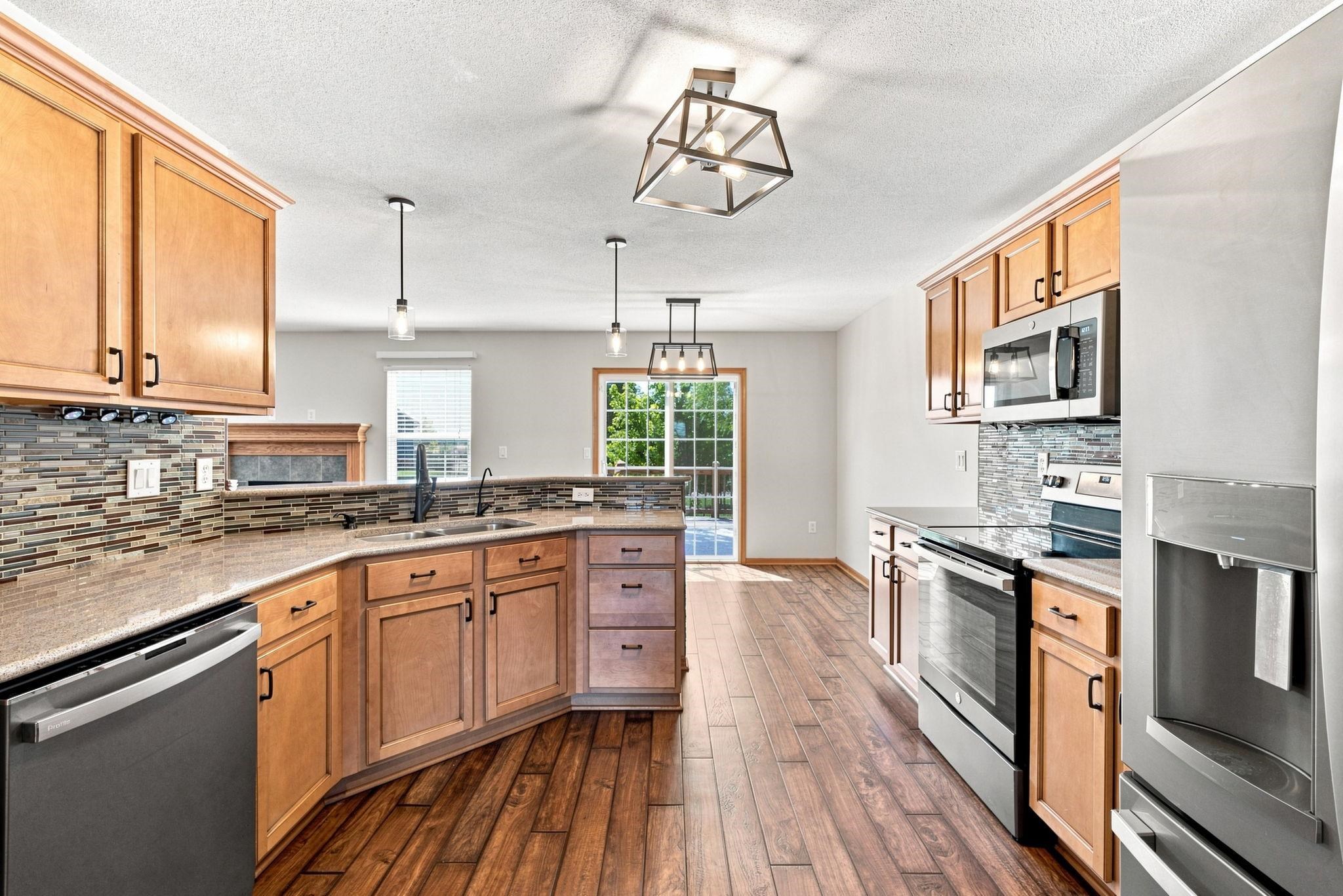 3006 N Rough Creek Cir Property Photo 11
