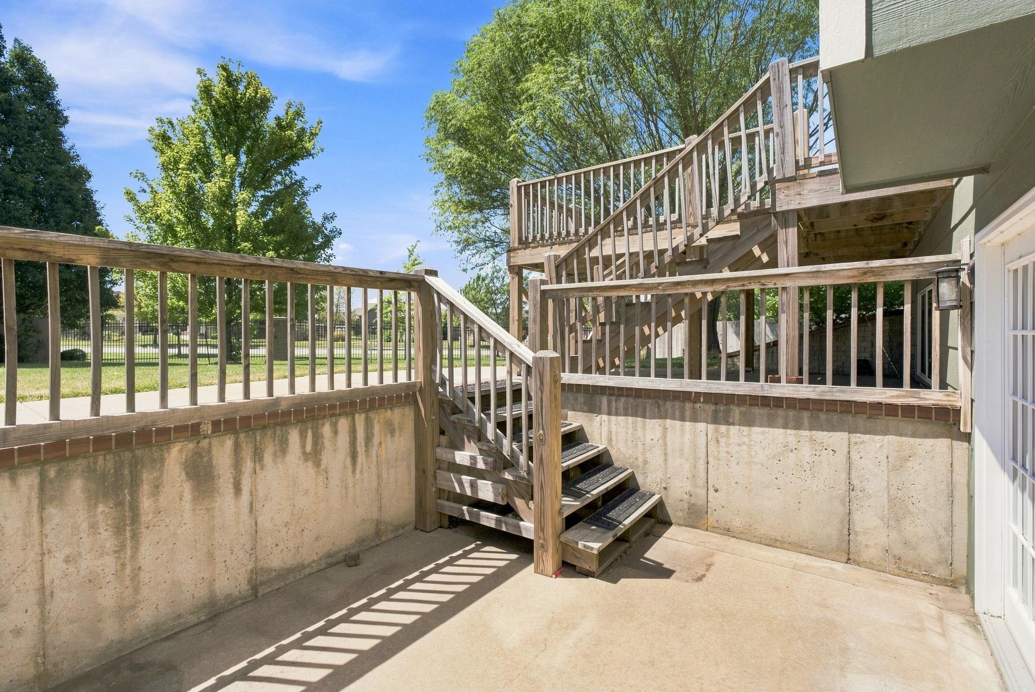 3006 N Rough Creek Cir Property Photo 33