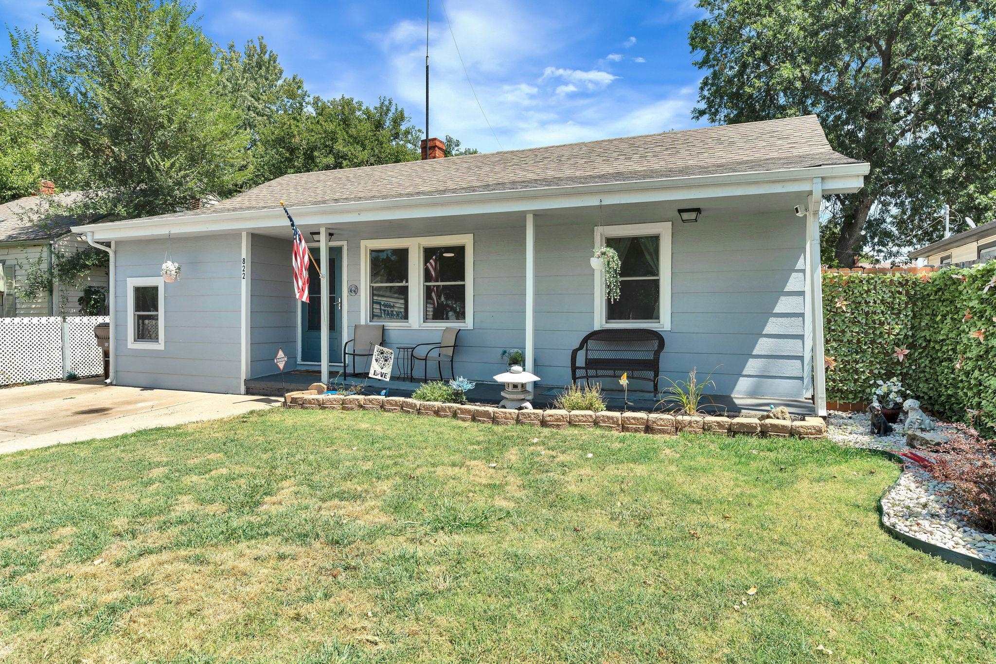822 S Beverly Dr. Property Photo 1