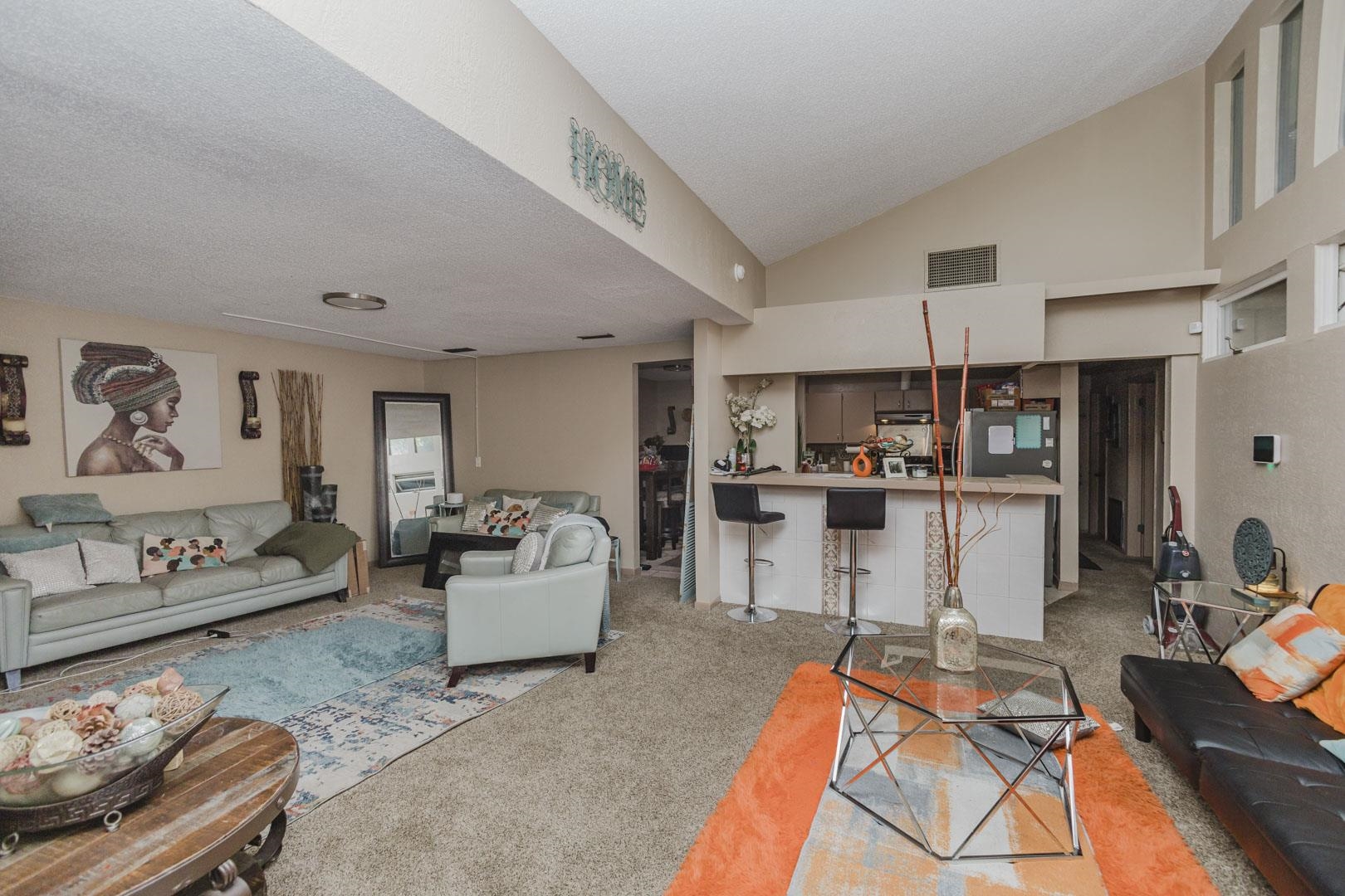 602 S Bluff Property Photo 5