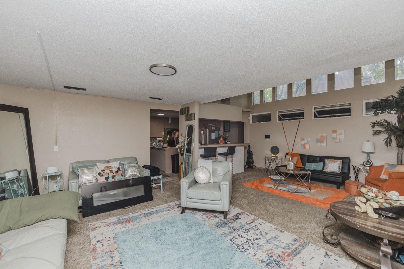602 S Bluff Property Photo 6