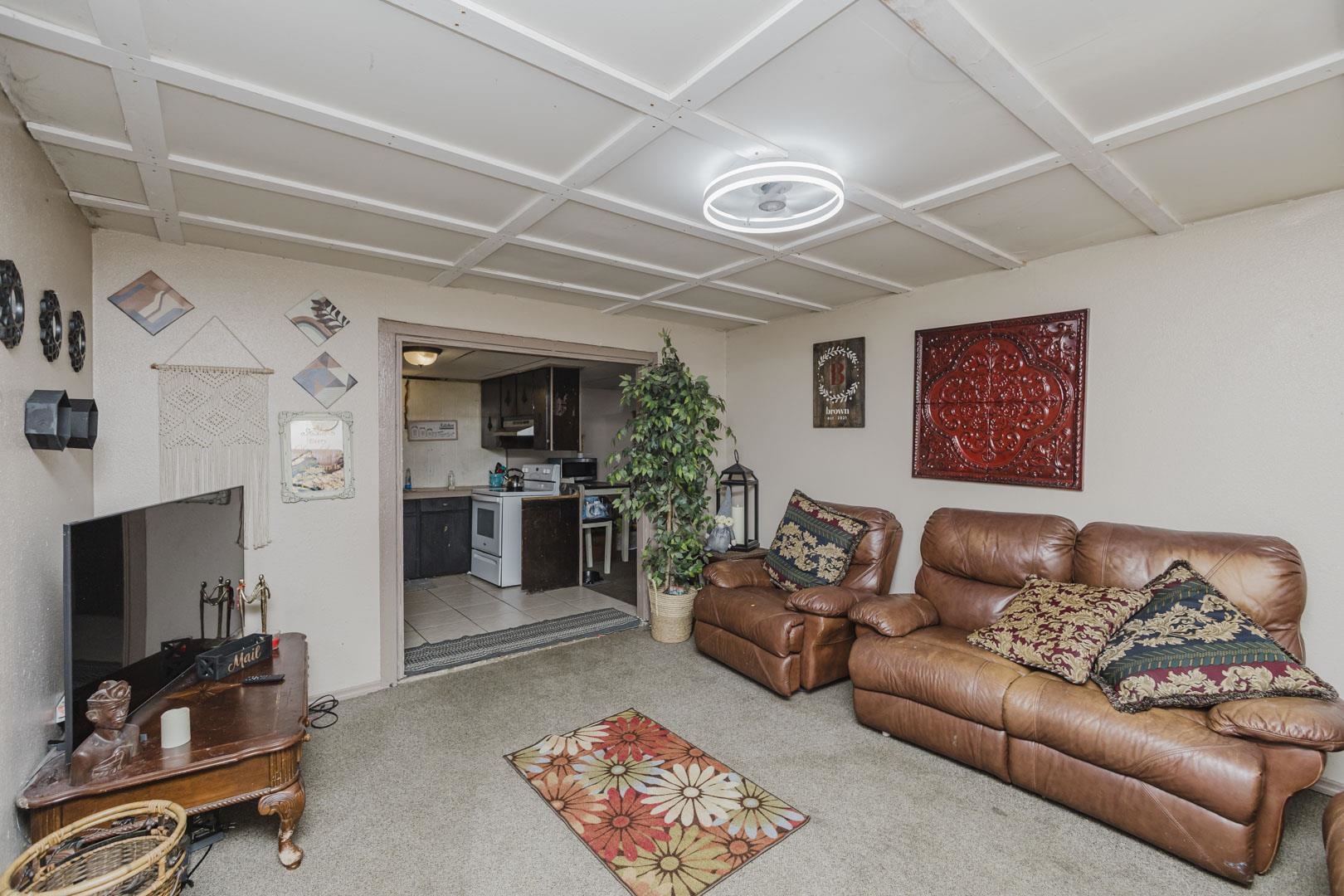 602 S Bluff Property Photo 19