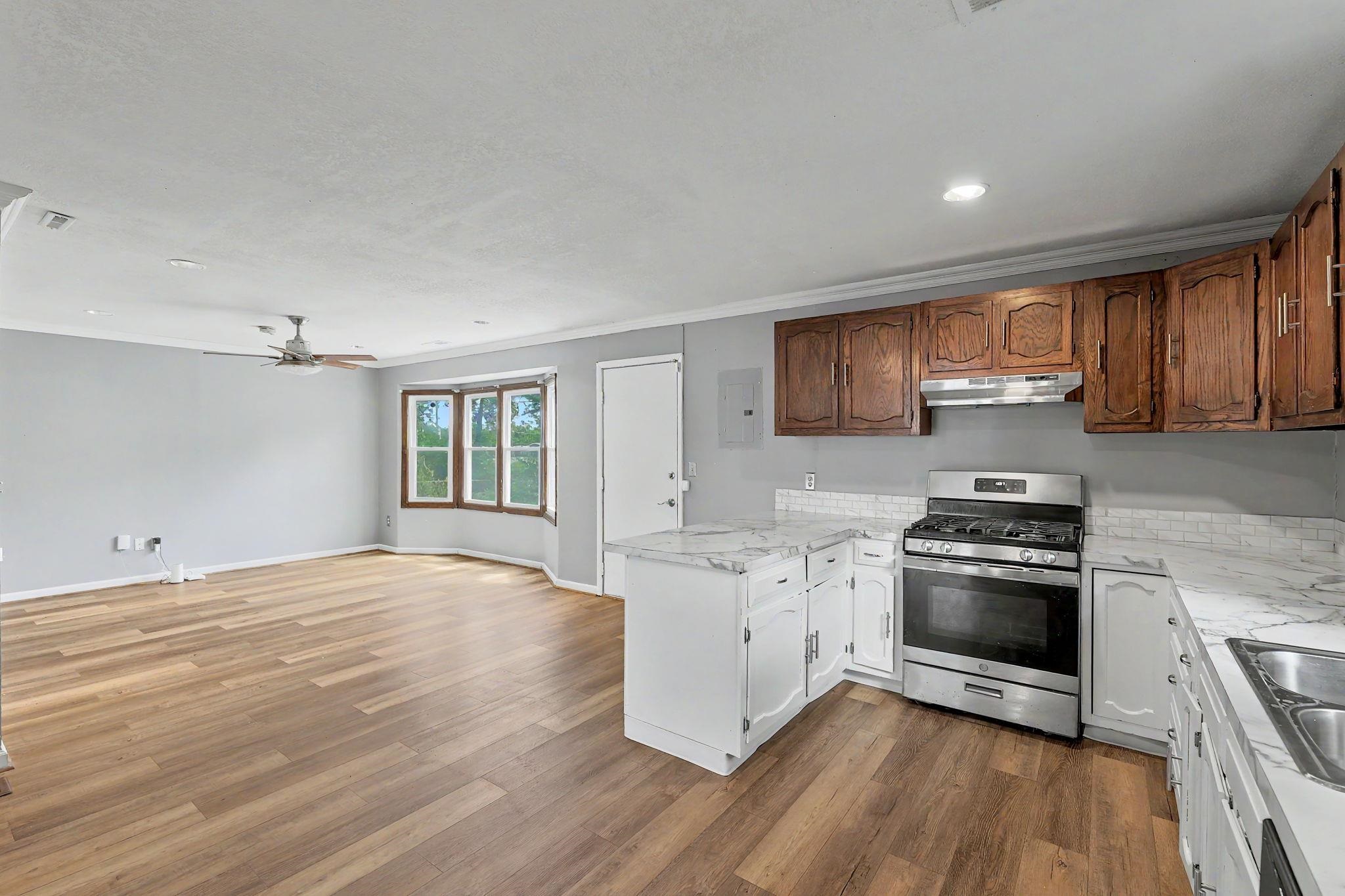 2746 N Iva Property Photo 10