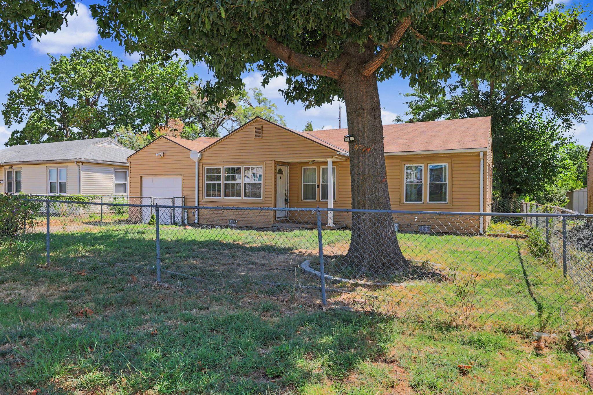 2746 N Iva Property Photo 35