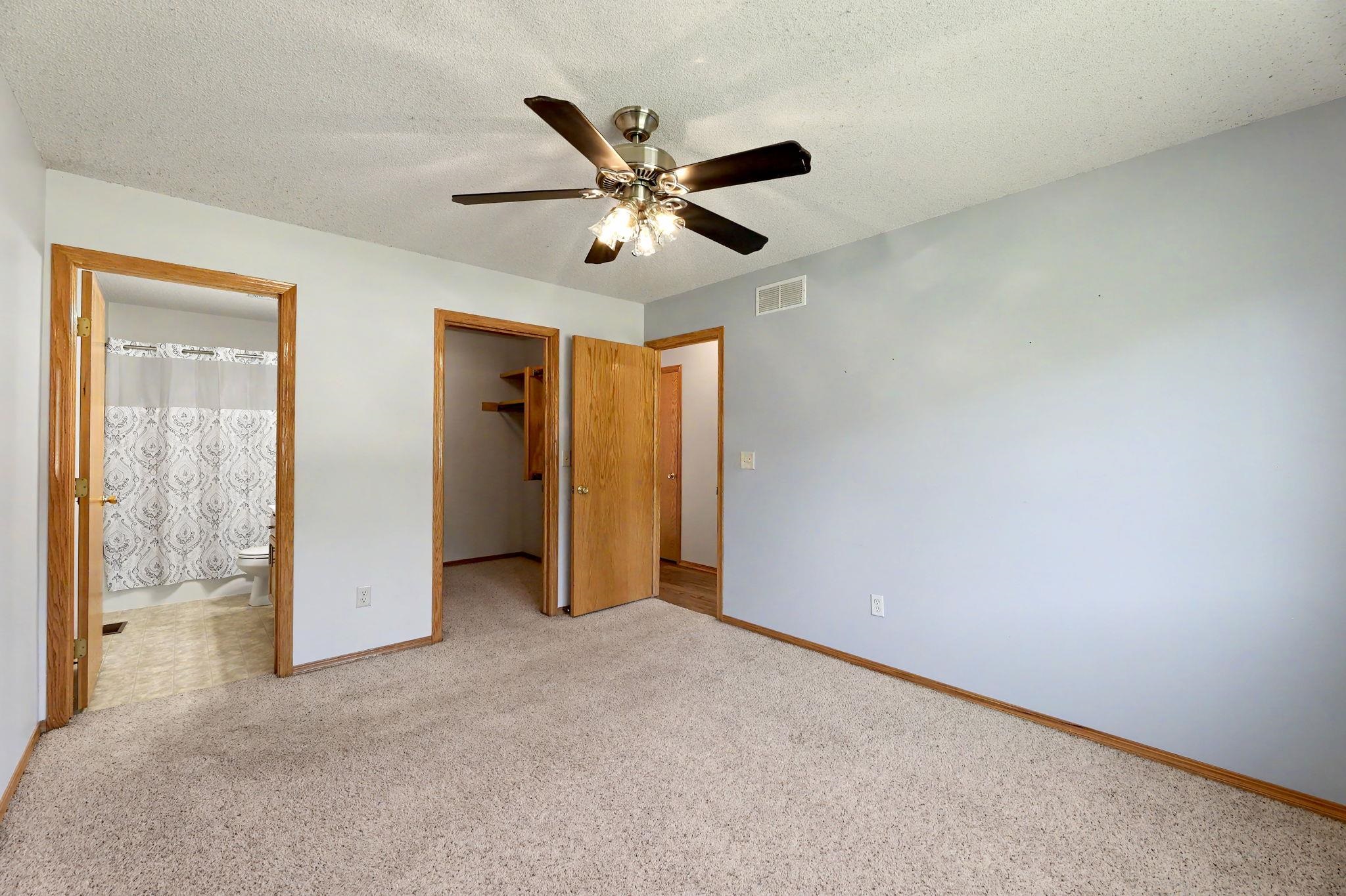 10114 W Jewell St Property Photo 11