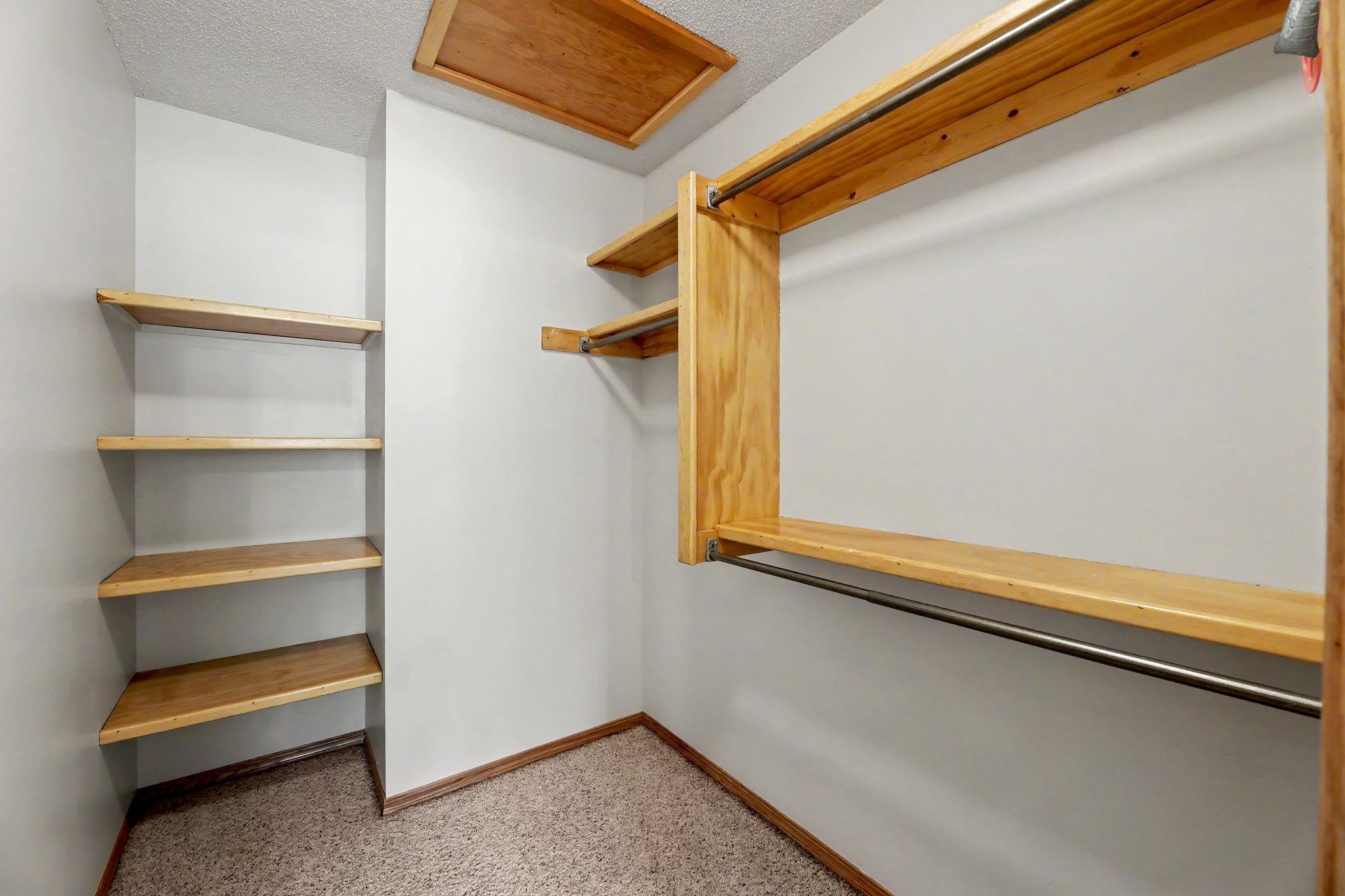 10114 W Jewell St Property Photo 13