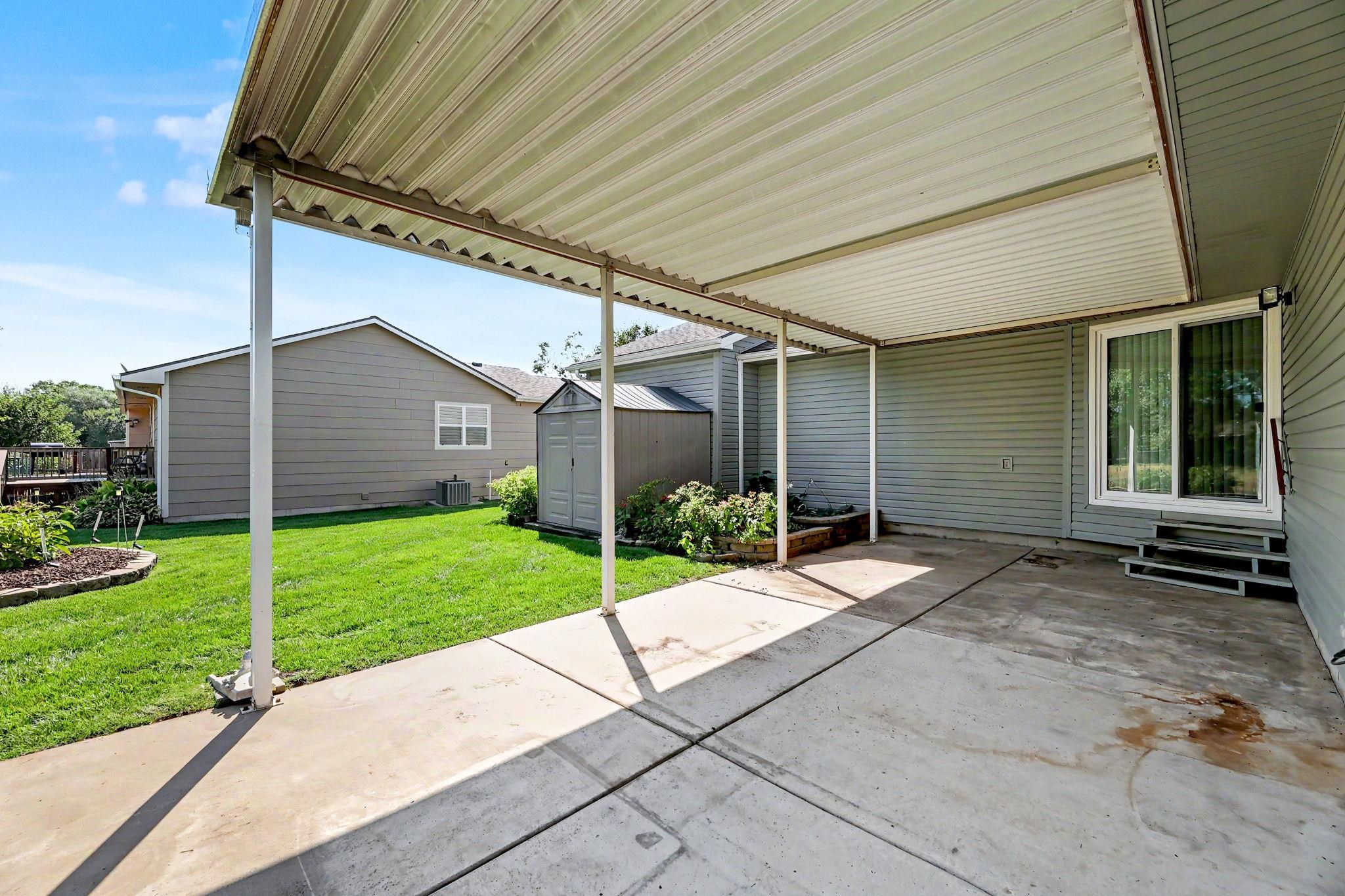 10114 W Jewell St Property Photo 30