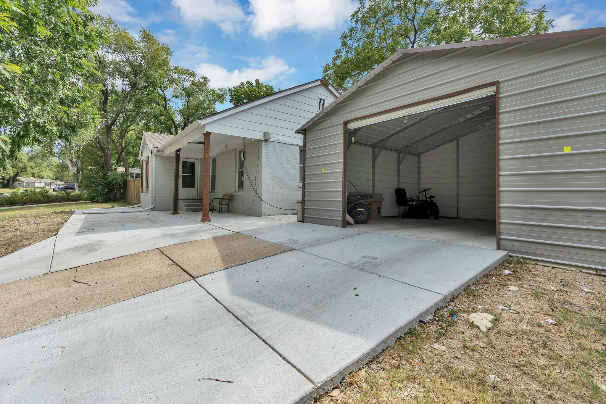 1514 Matlock Dr Property Photo 4