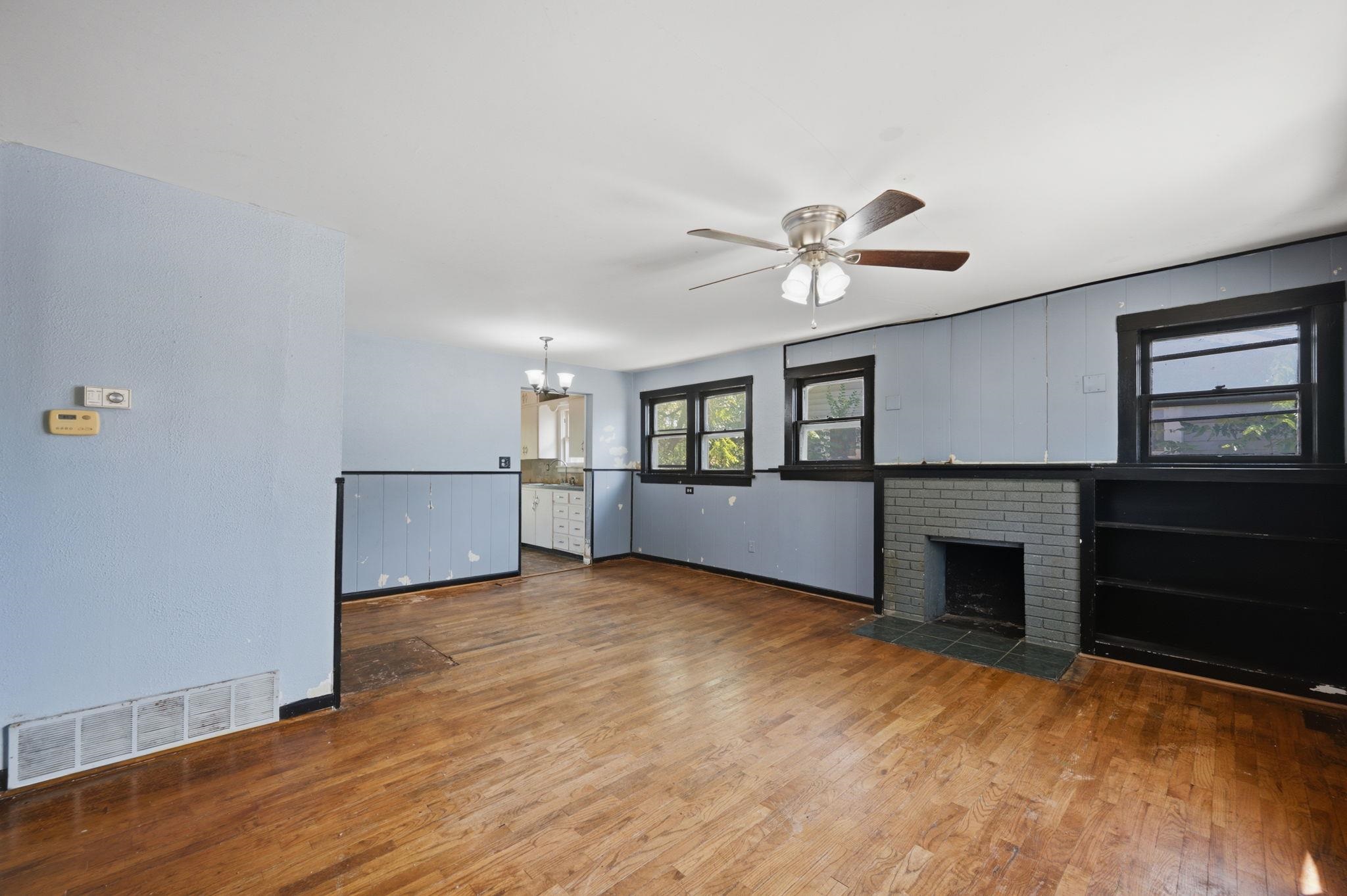124 N Richmond Property Photo 5