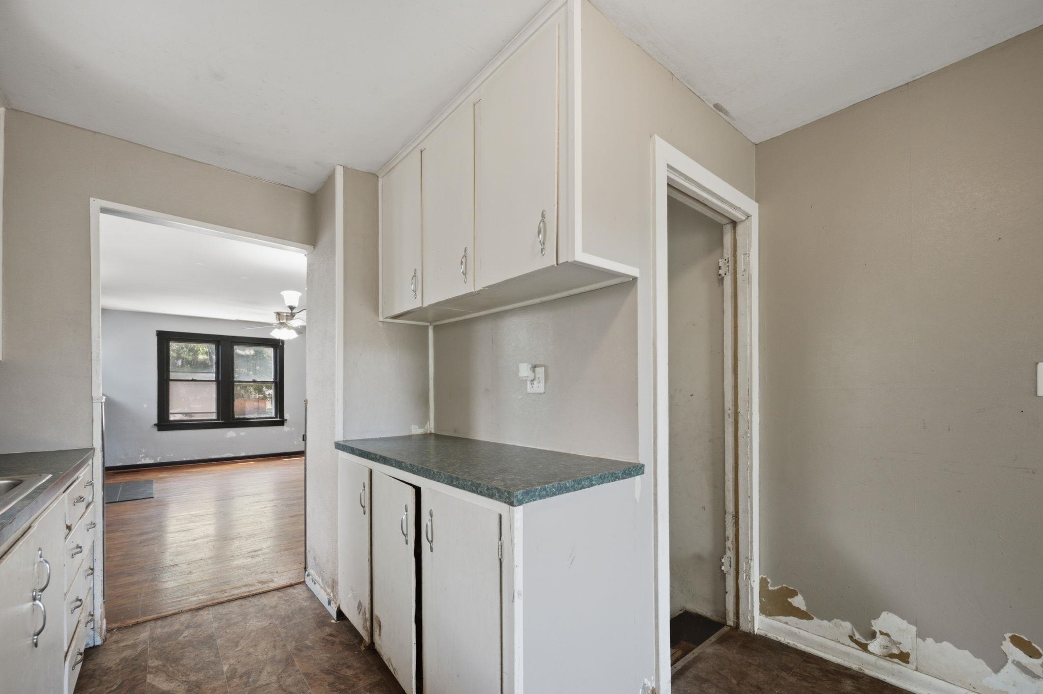 124 N Richmond Property Photo 10