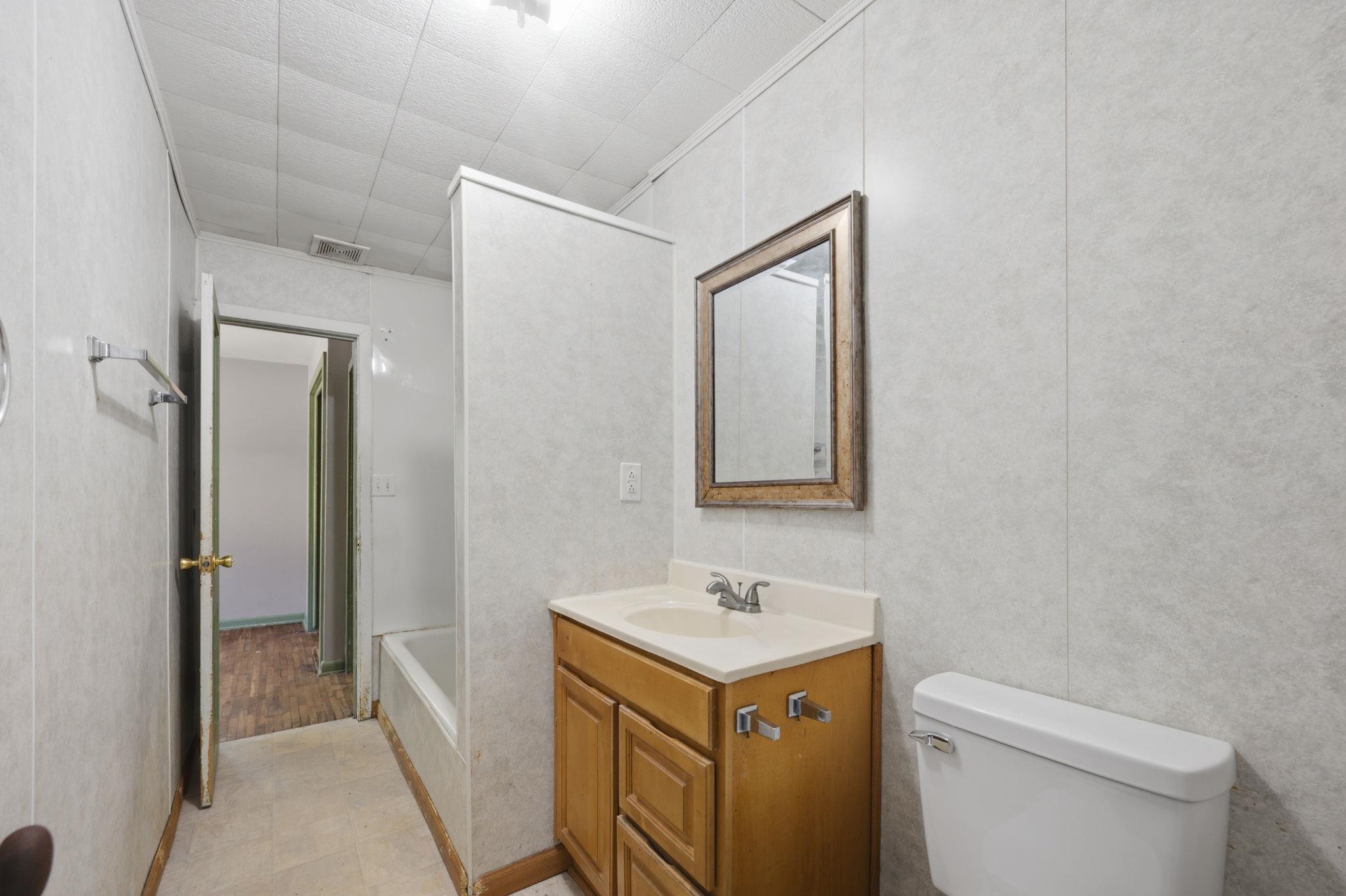 124 N Richmond Property Photo 17