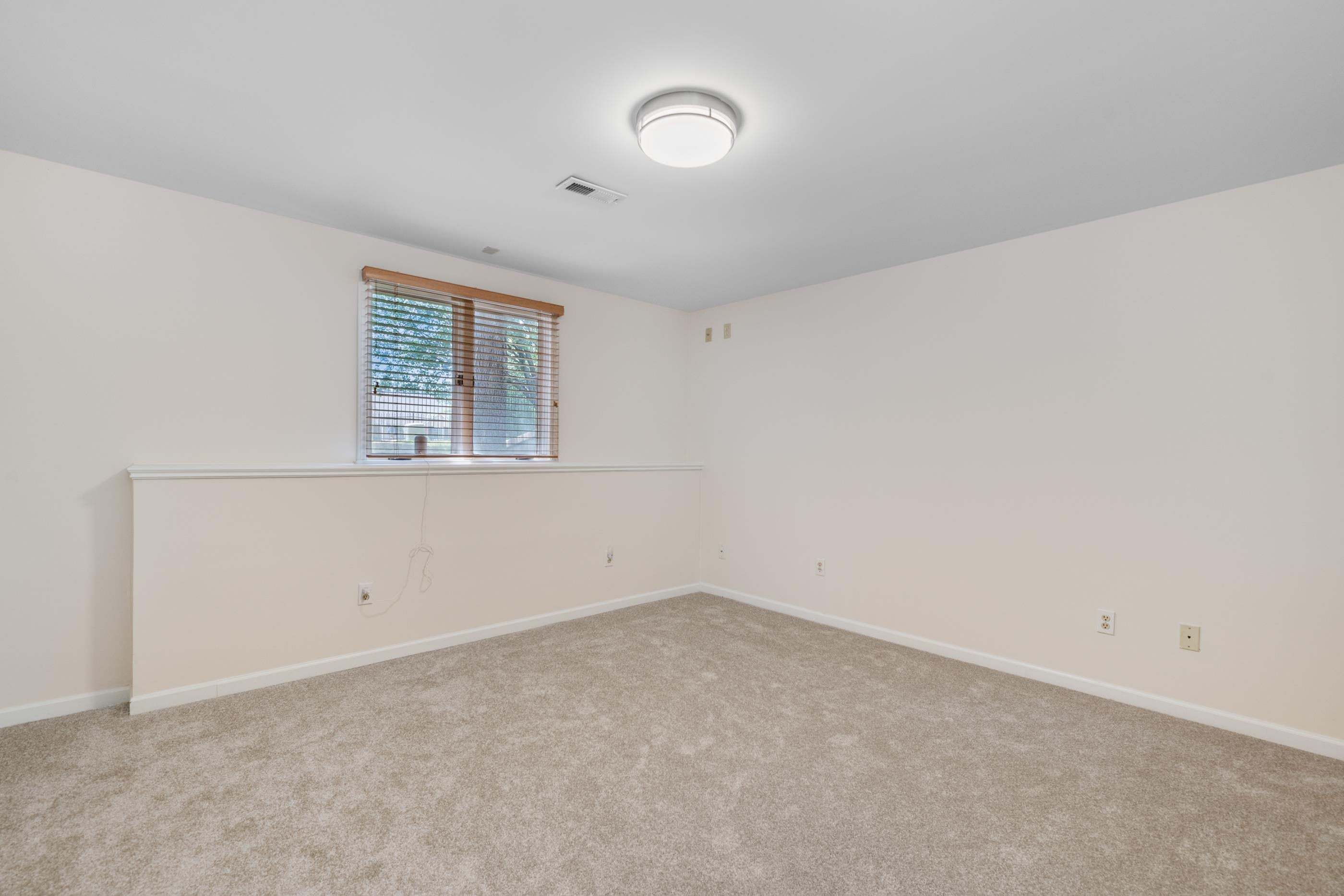 969 N White Tail Cir Property Photo 29