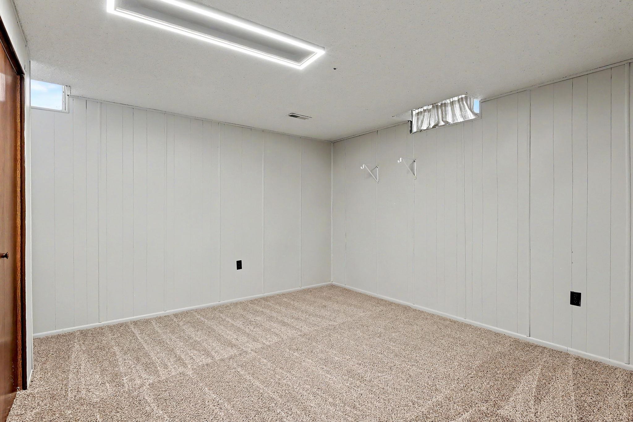 1404 N Greenwich Rd Property Photo 26