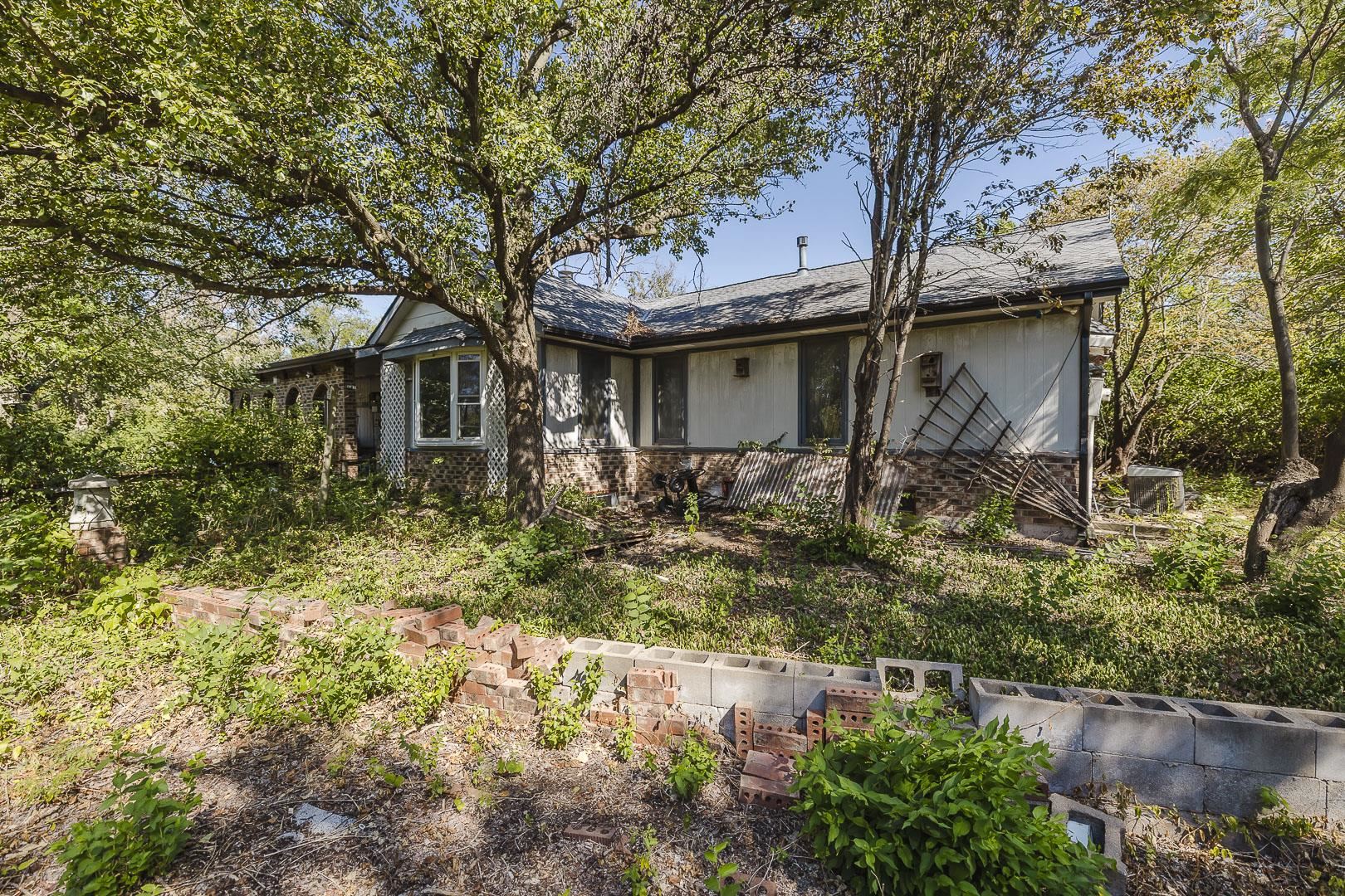 14330 W Macarthur Property Photo 13