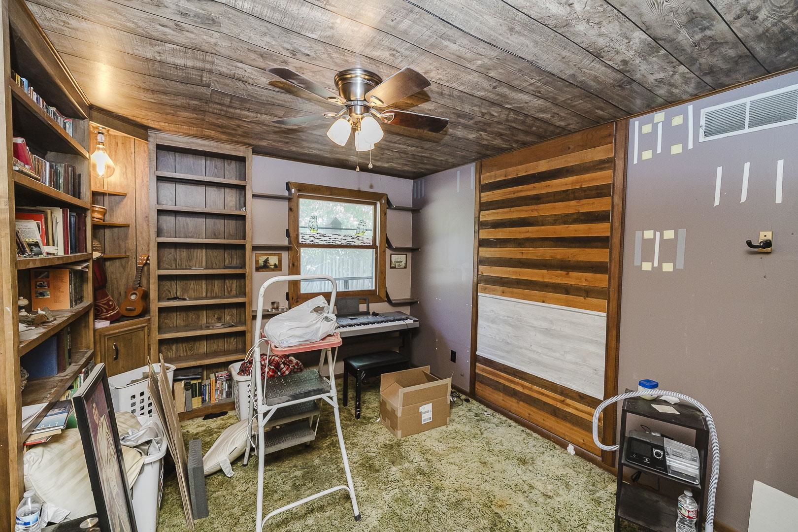 14330 W Macarthur Property Photo 21
