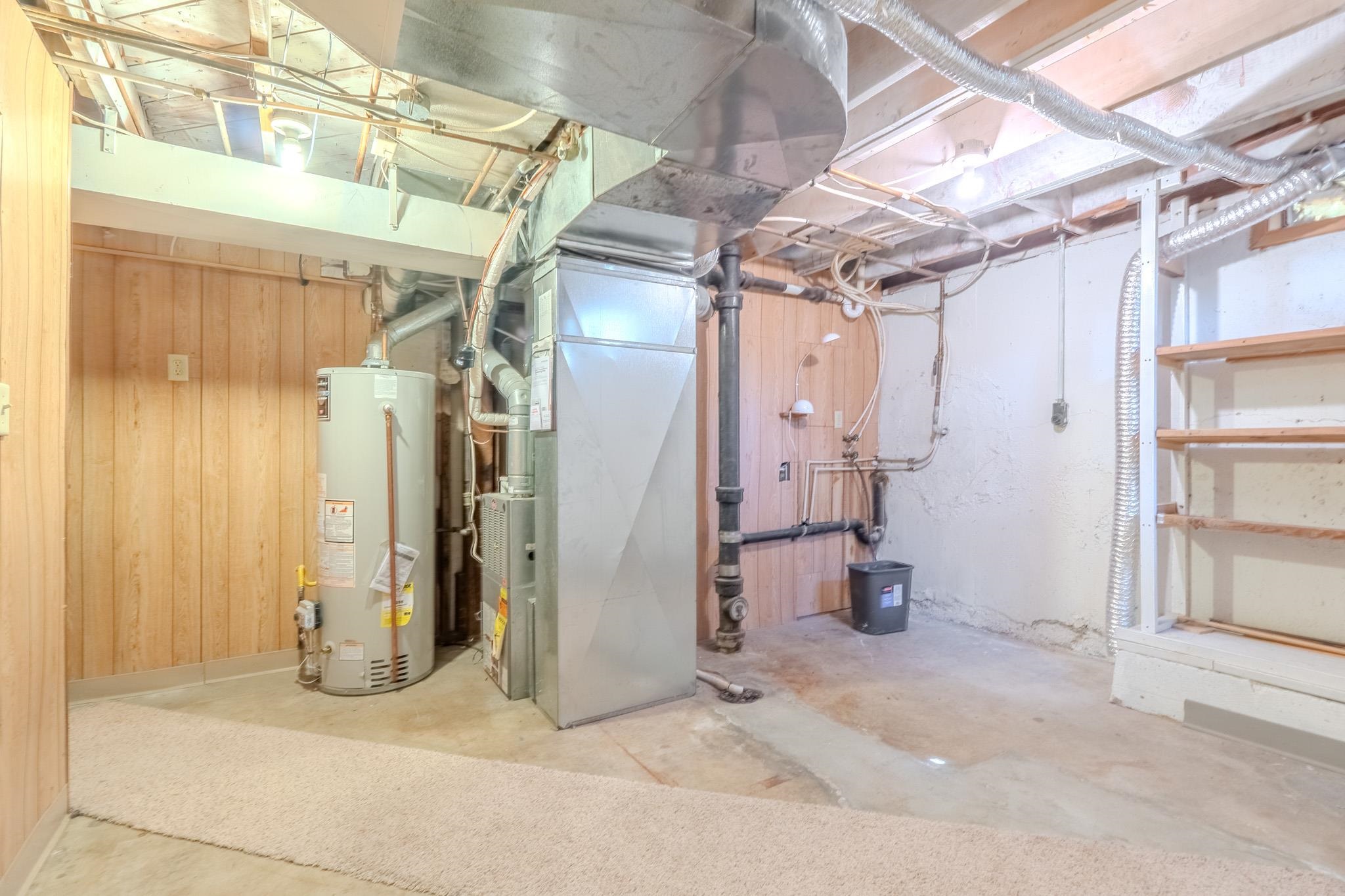 917 W Grand Property Photo 25
