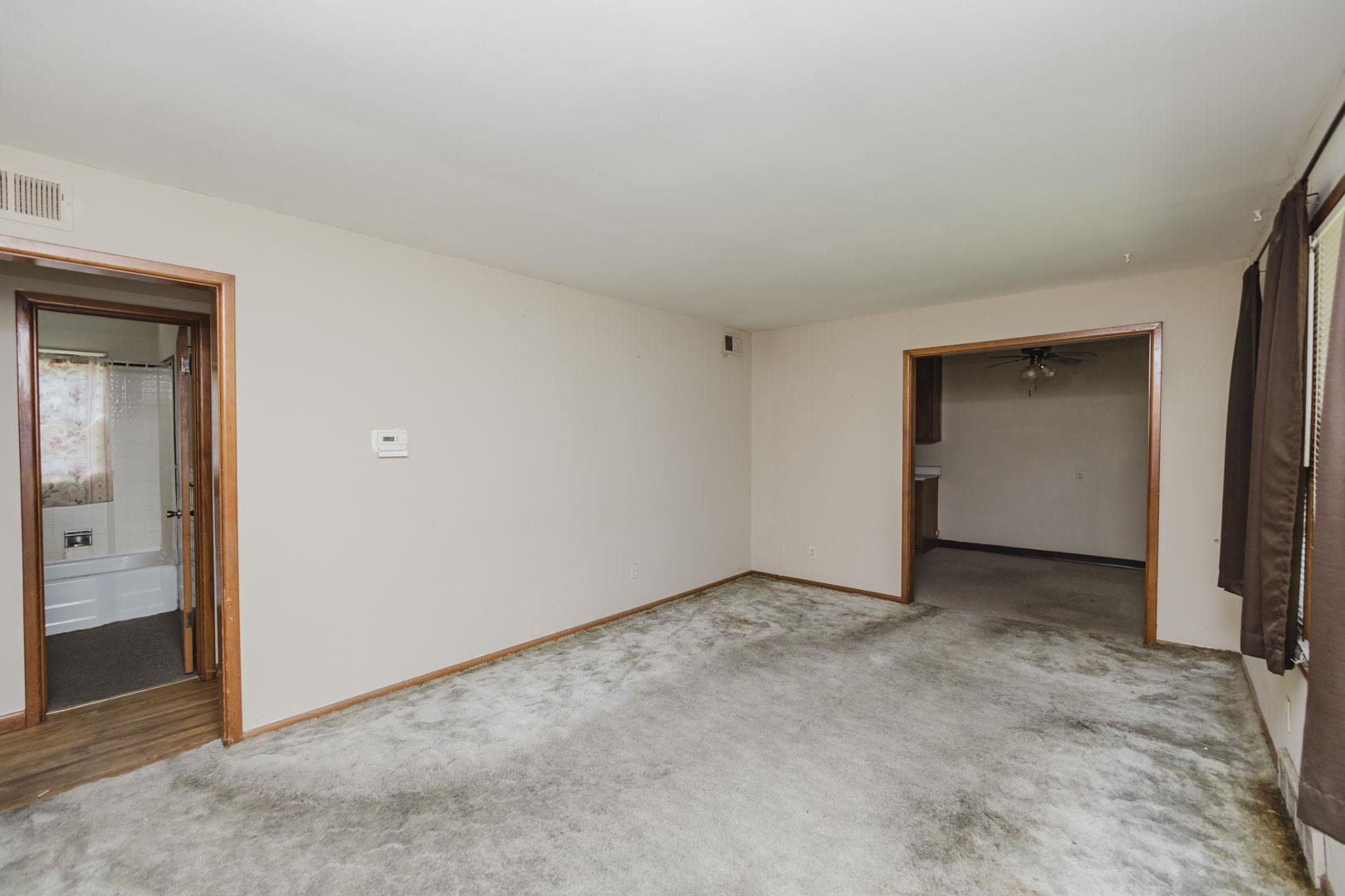 951 N Derby Property Photo 2