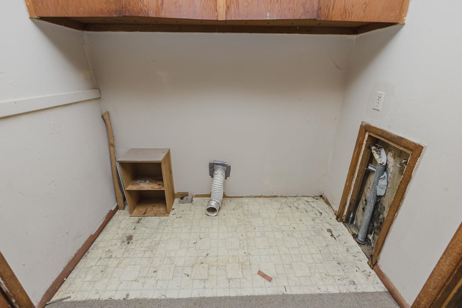 951 N Derby Property Photo 10