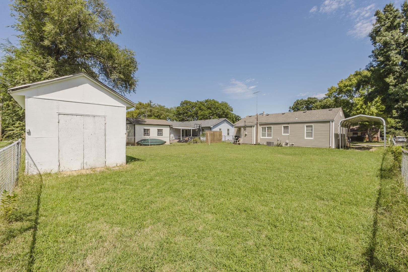 951 N Derby Property Photo 21