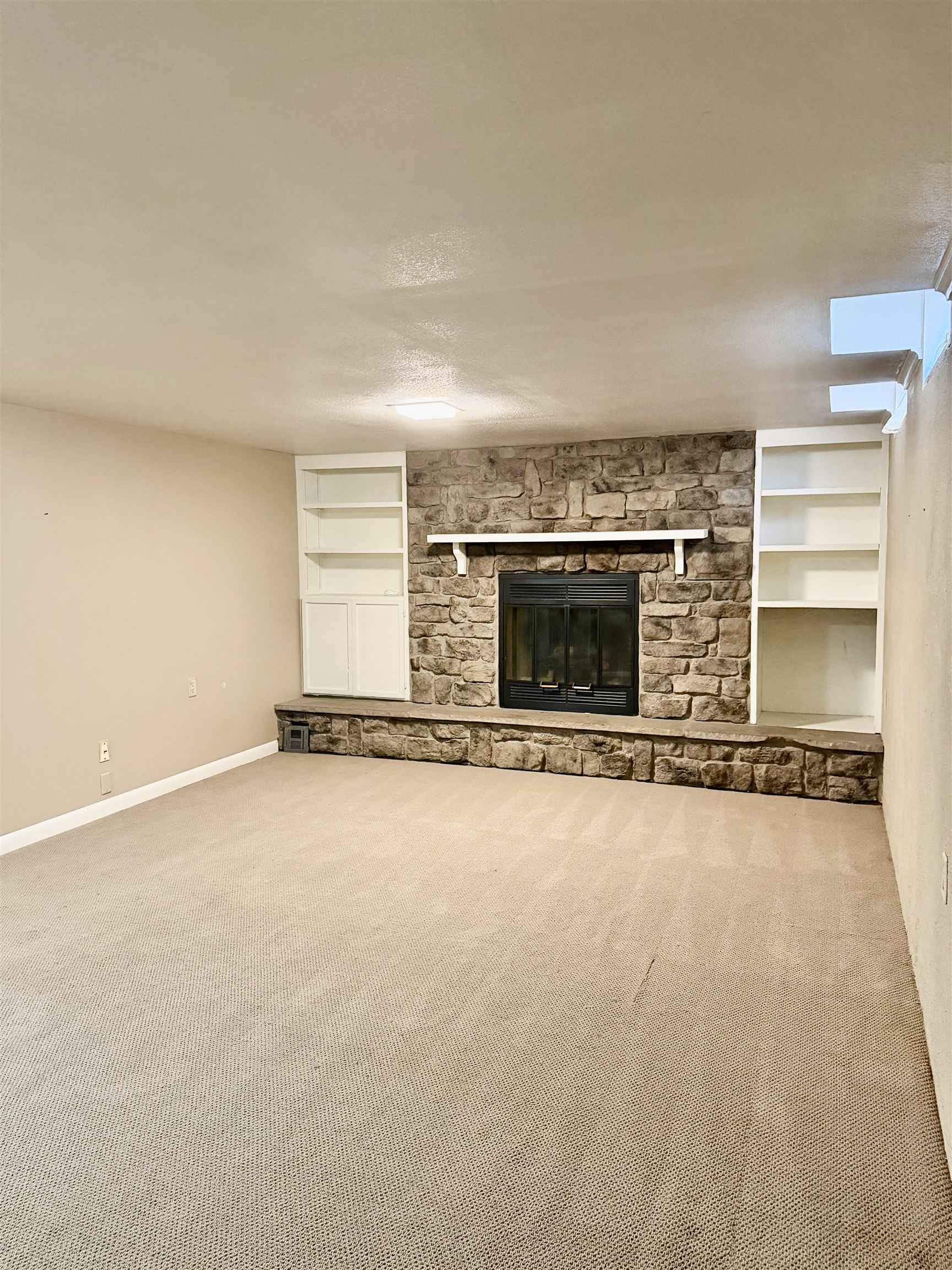 1805 N Woodrow Ct Property Photo 22