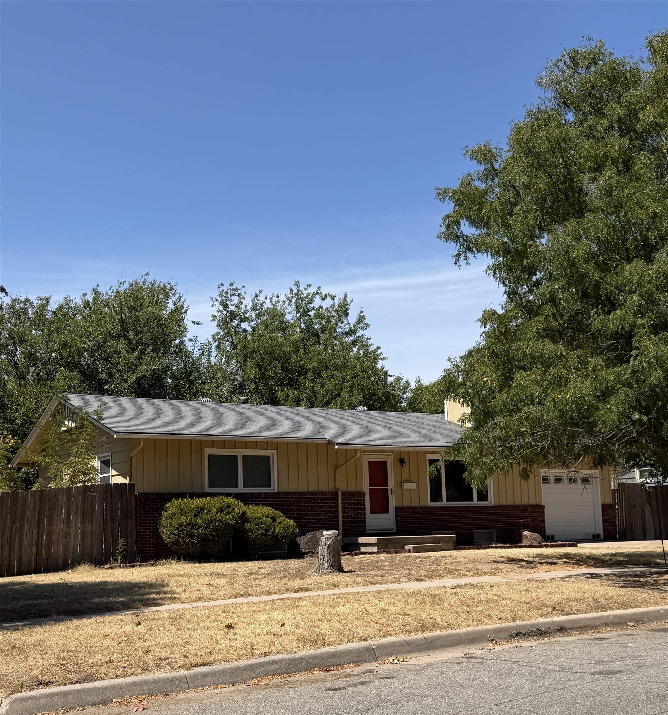 1805 N Woodrow Ct Property Photo 30