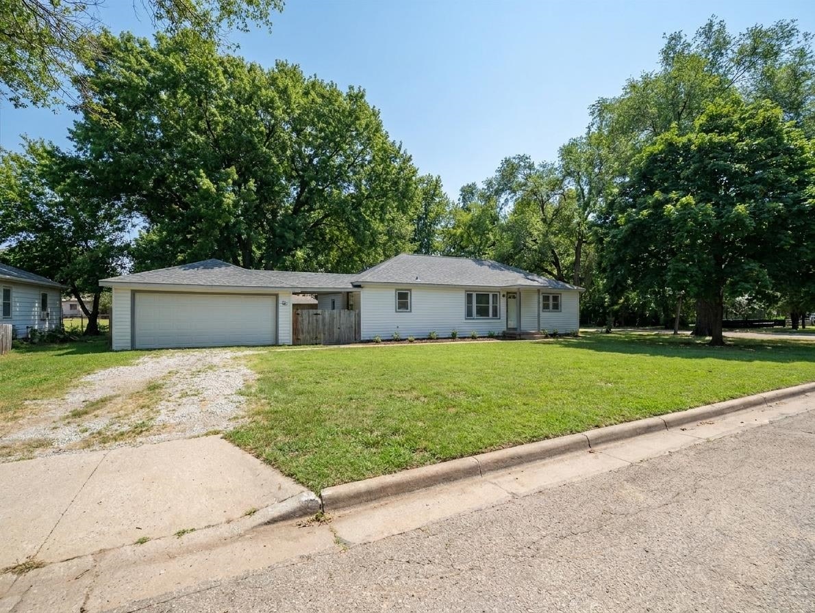 420 S Michigan Property Photo 2