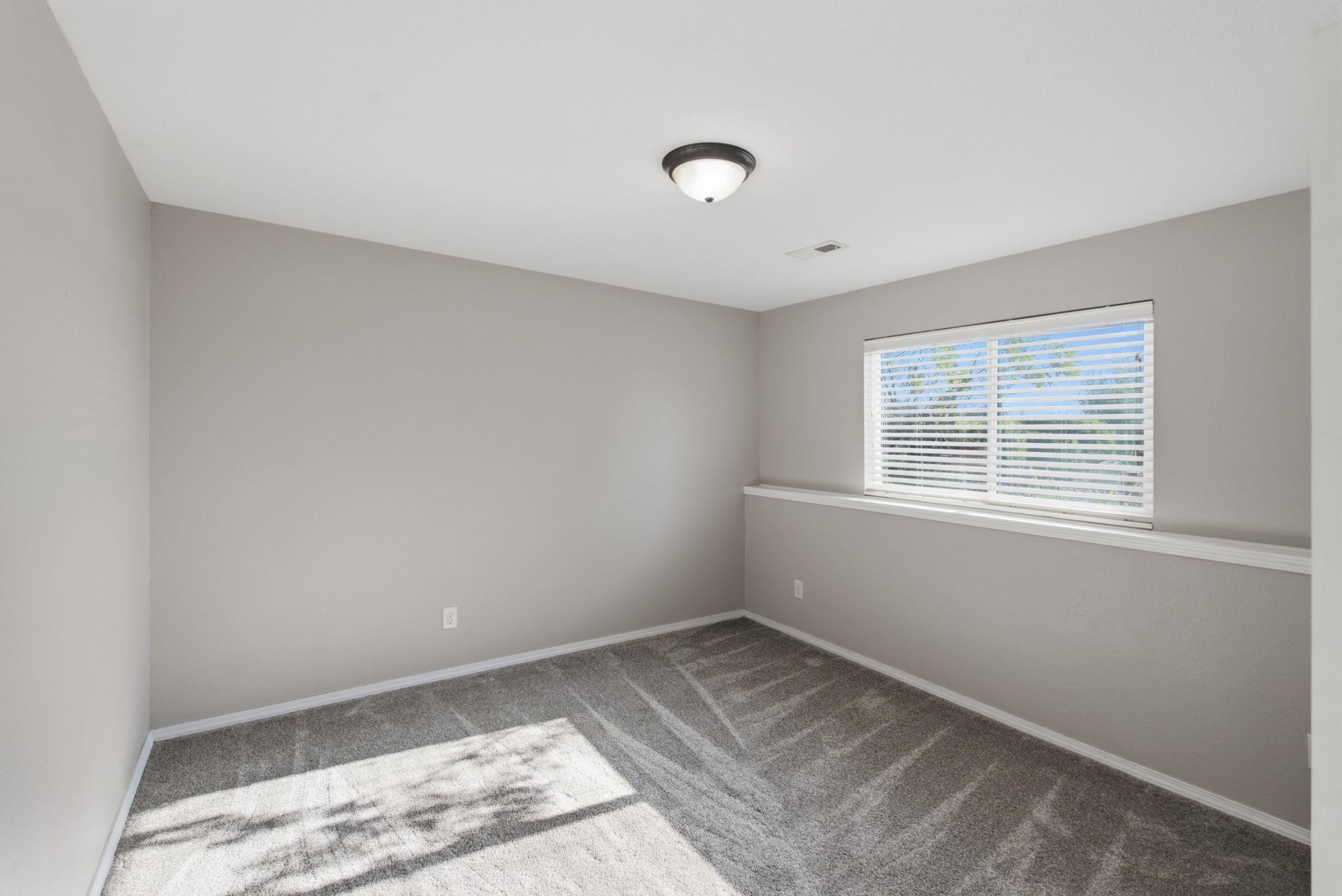 1910 N Bellick St Property Photo 23