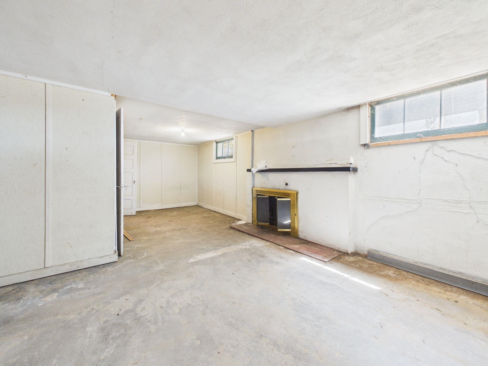 814 State St Property Photo 15