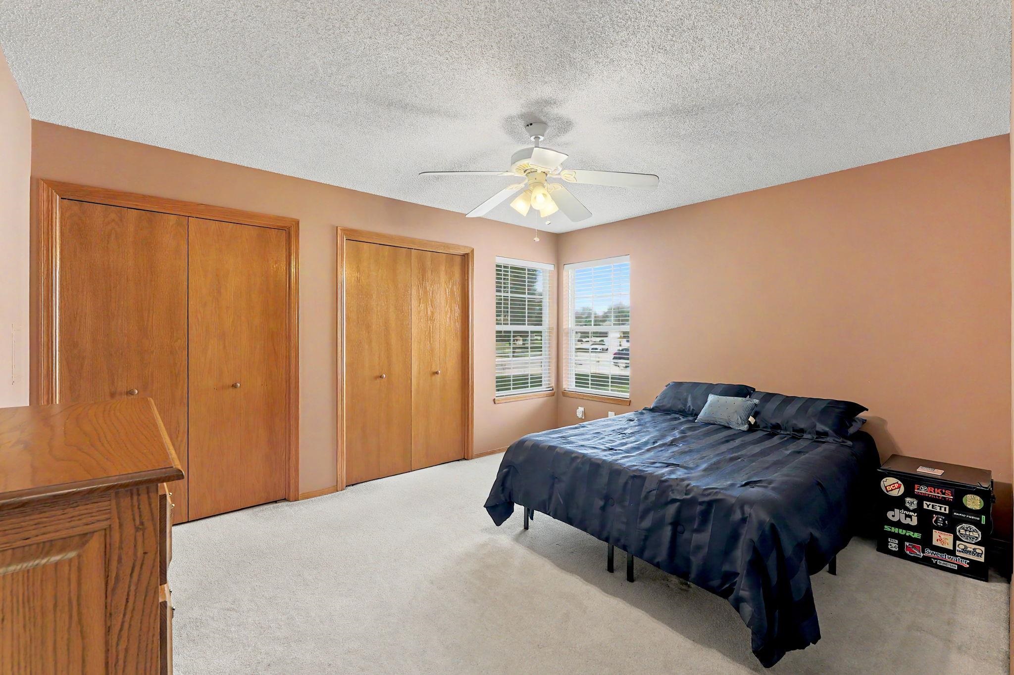 1914 Summerwood St Property Photo 18