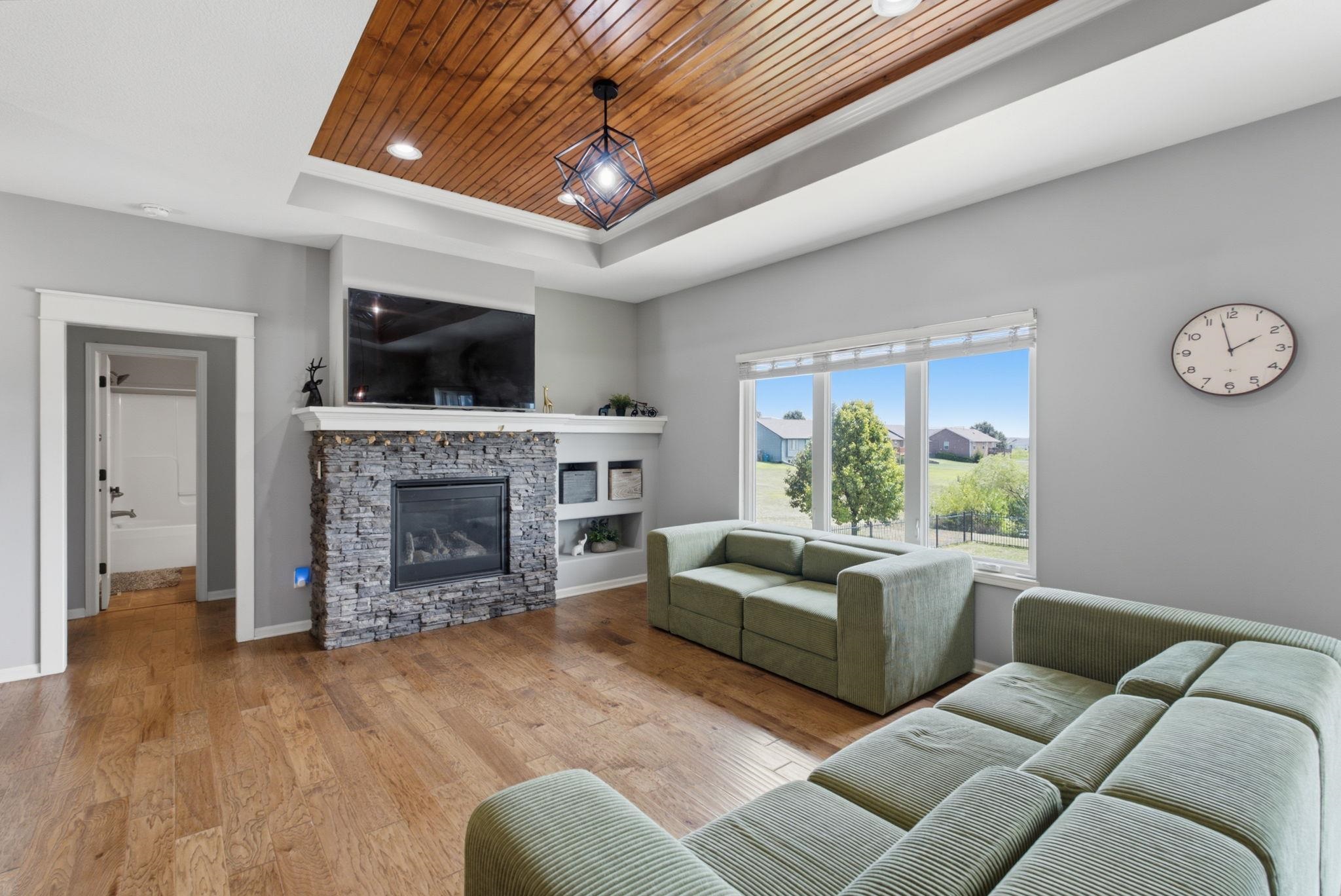 2423 N Fieldstone Property Photo 8