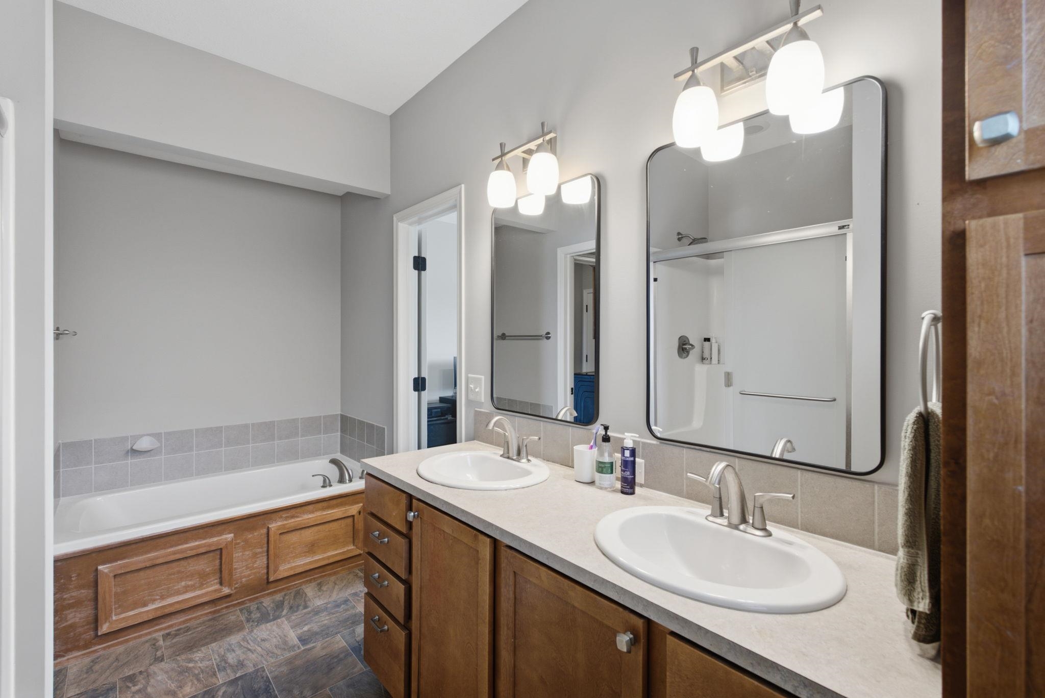 2423 N Fieldstone Property Photo 15