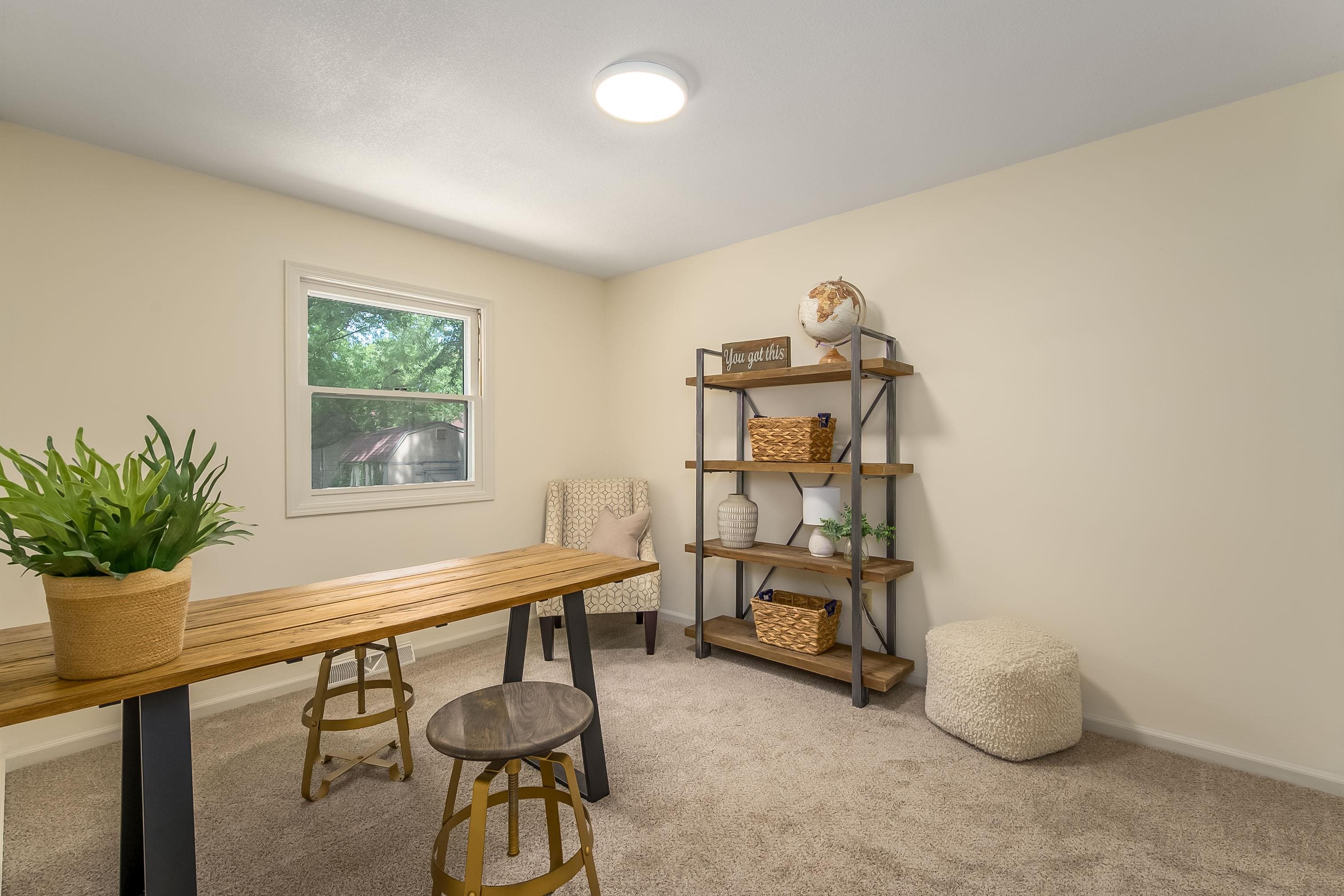 1100 E Market St Property Photo 19