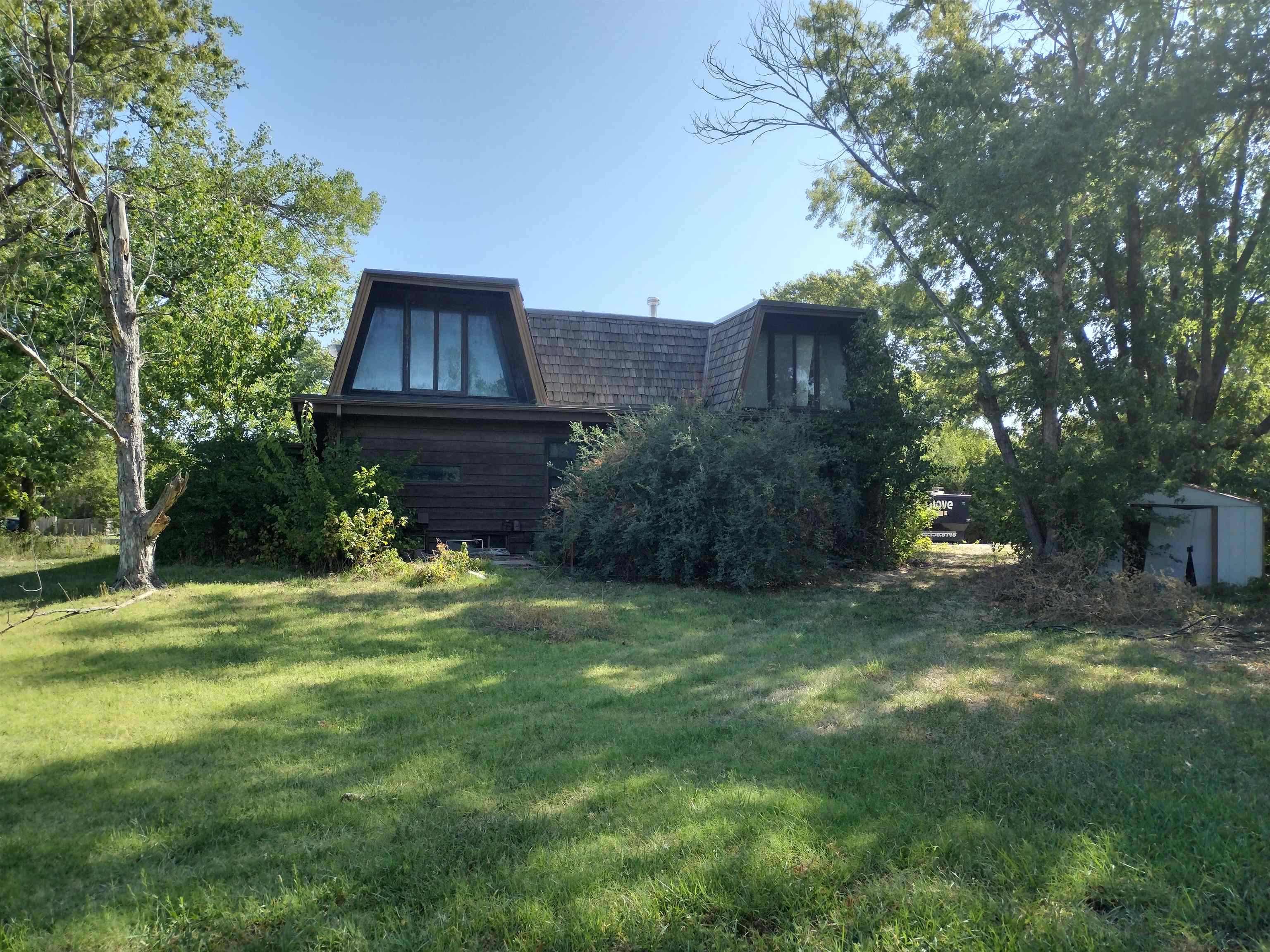 1401 S Hornecker Property Photo 4