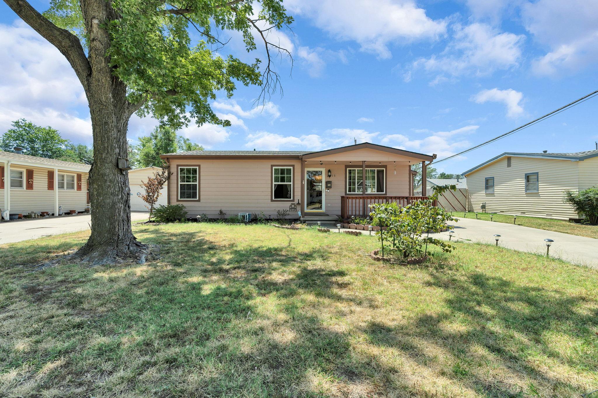 2315 W Grant Property Photo 4