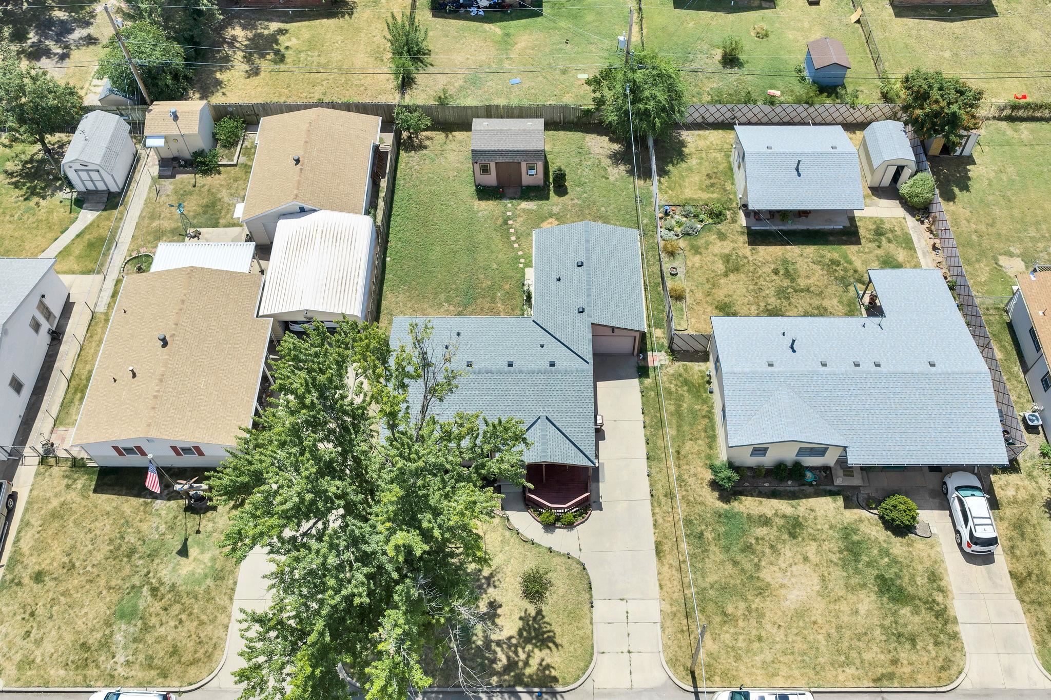 2315 W Grant Property Photo 5