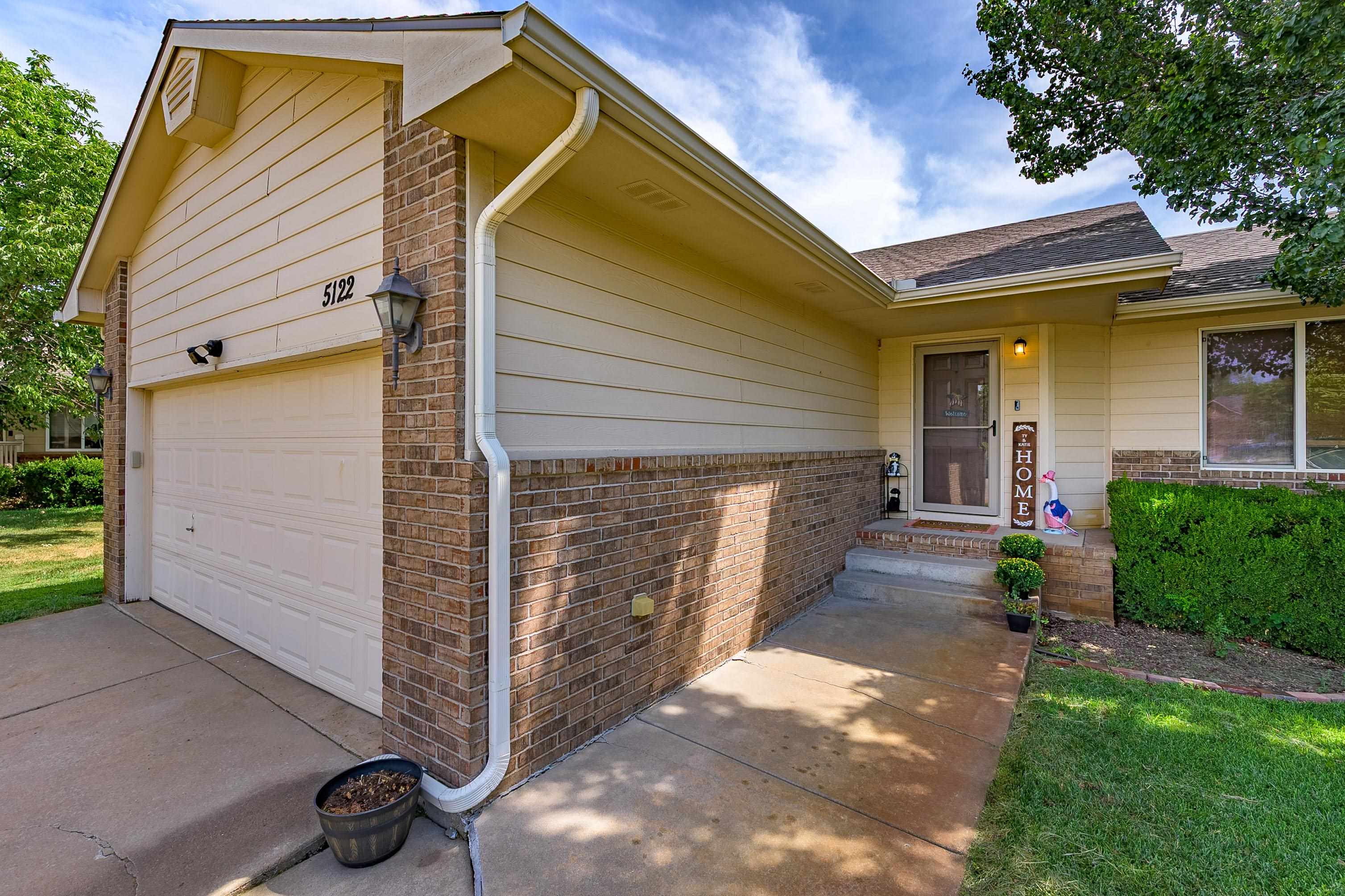 5122 N Peregrine Ct Property Photo 4