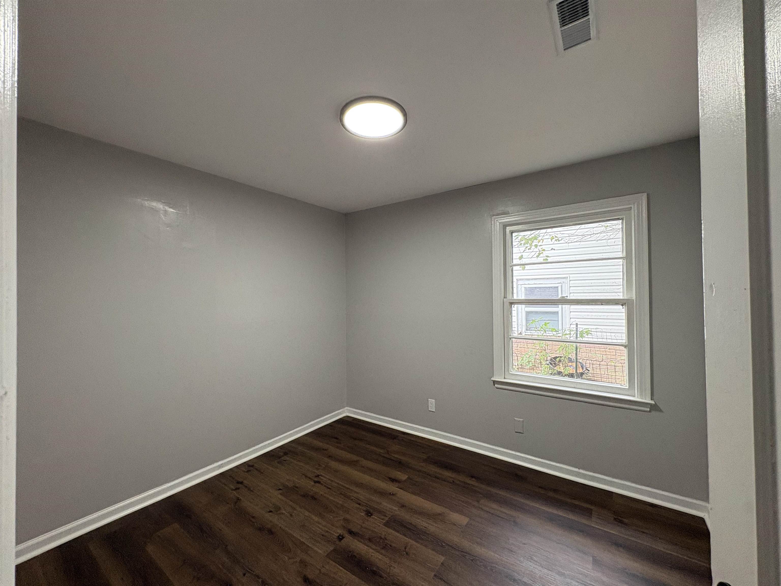 1712 S Erie Street Property Photo 30