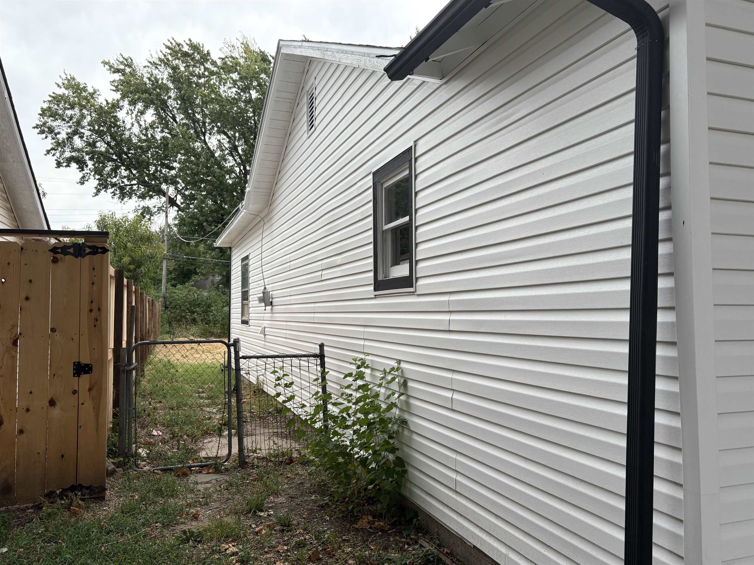 1712 S Erie Street Property Photo 33