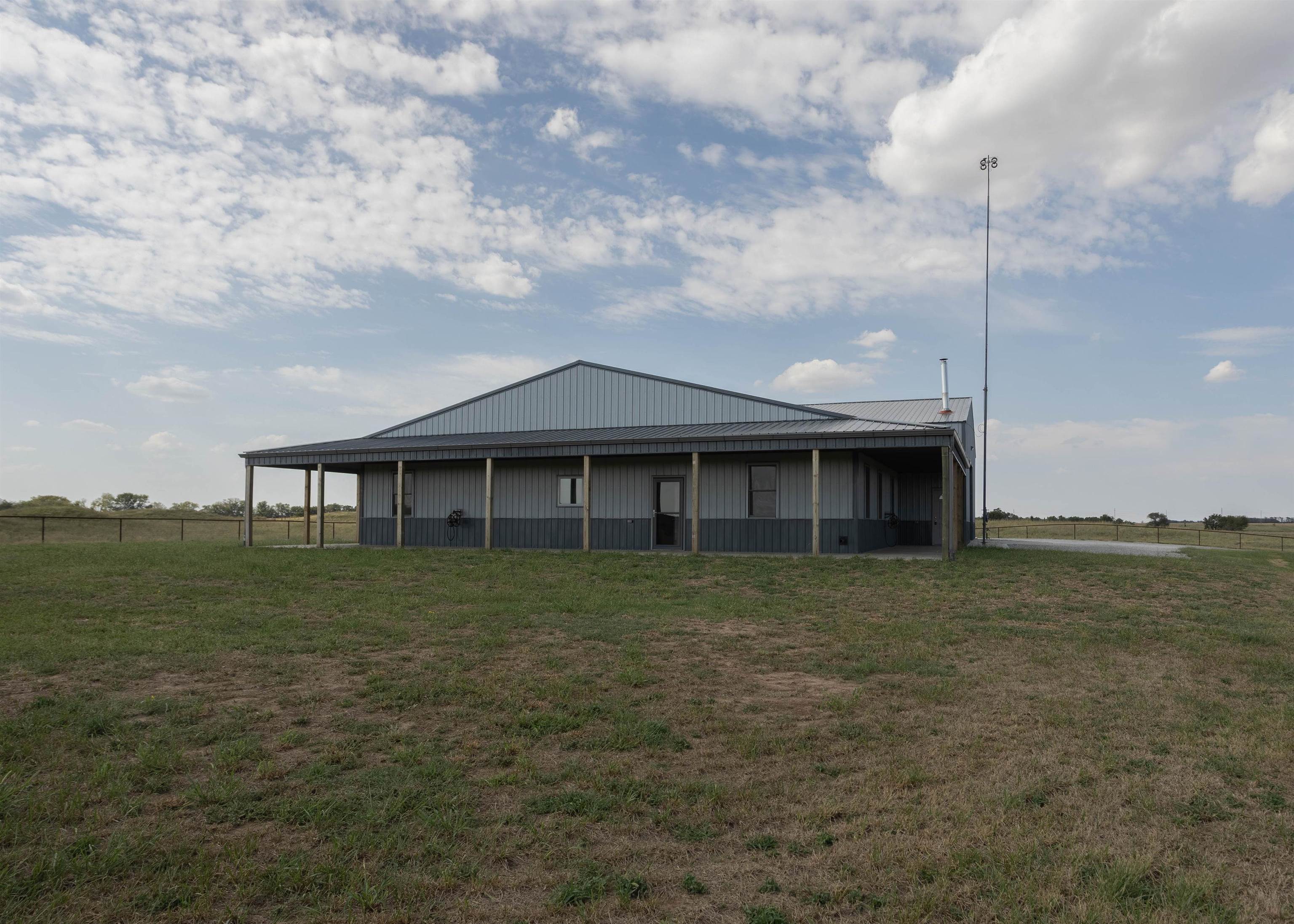 26631 51st Property Photo 1