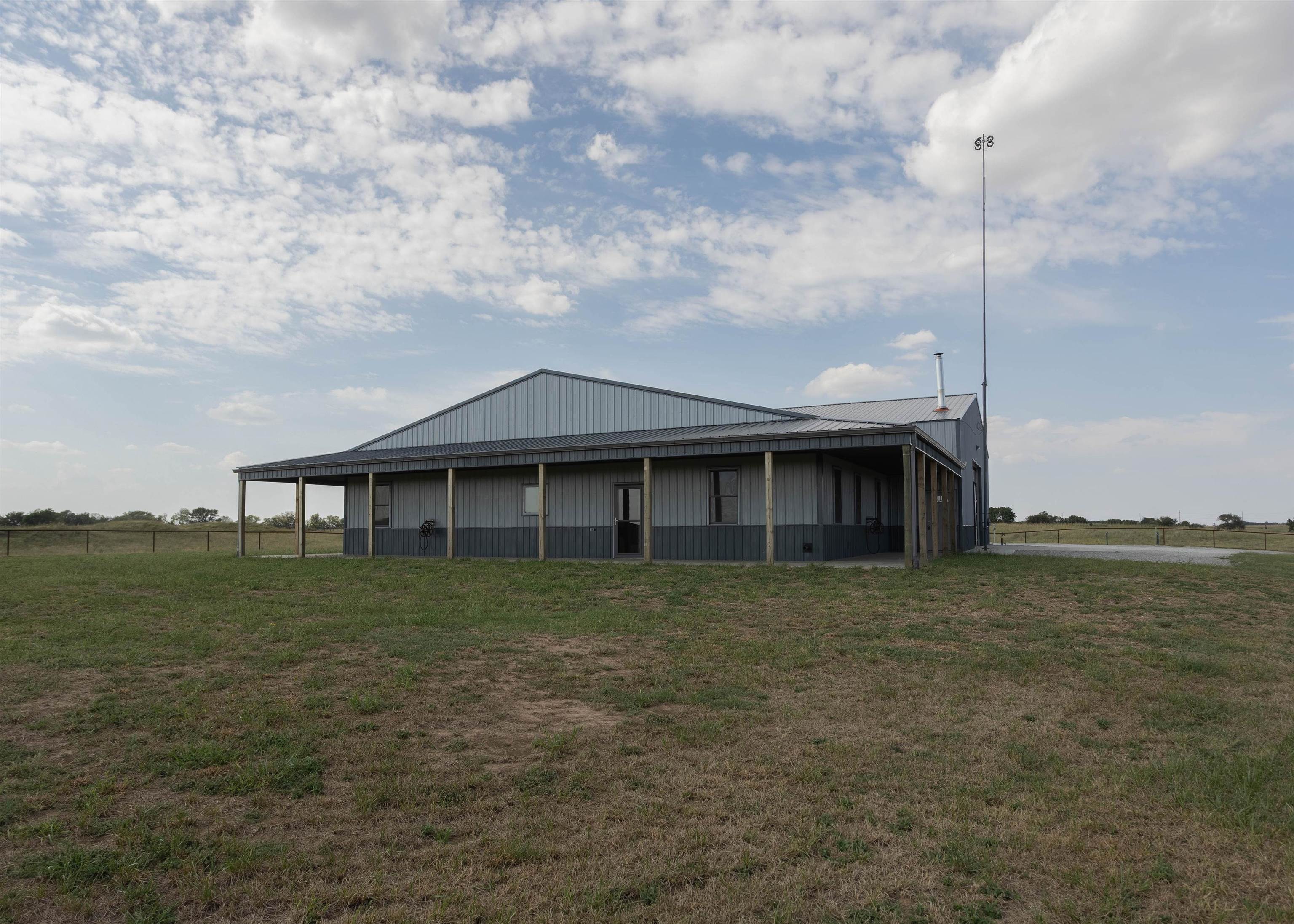 26631 51st Property Photo 33
