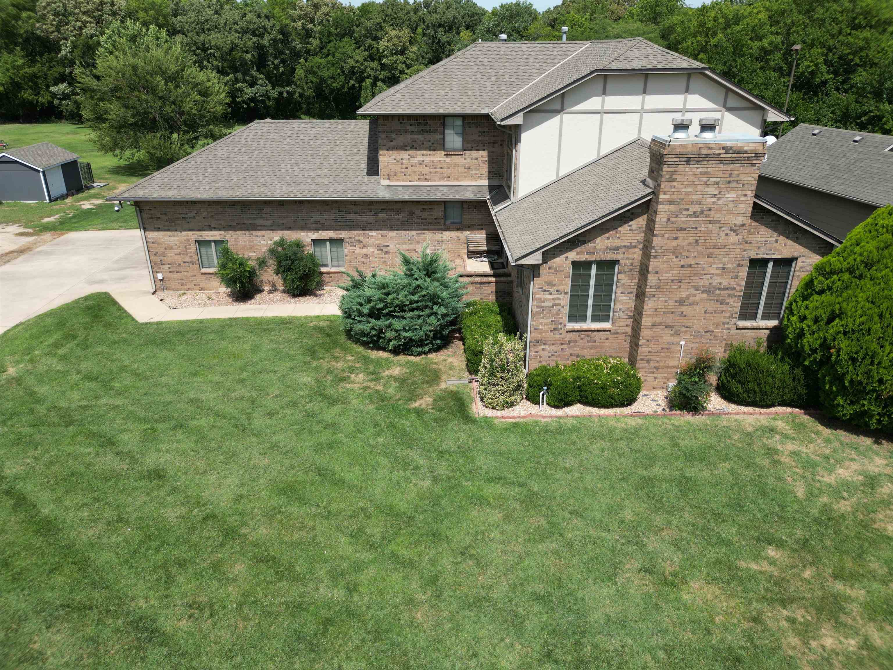 1418 E Kay St Property Photo 4