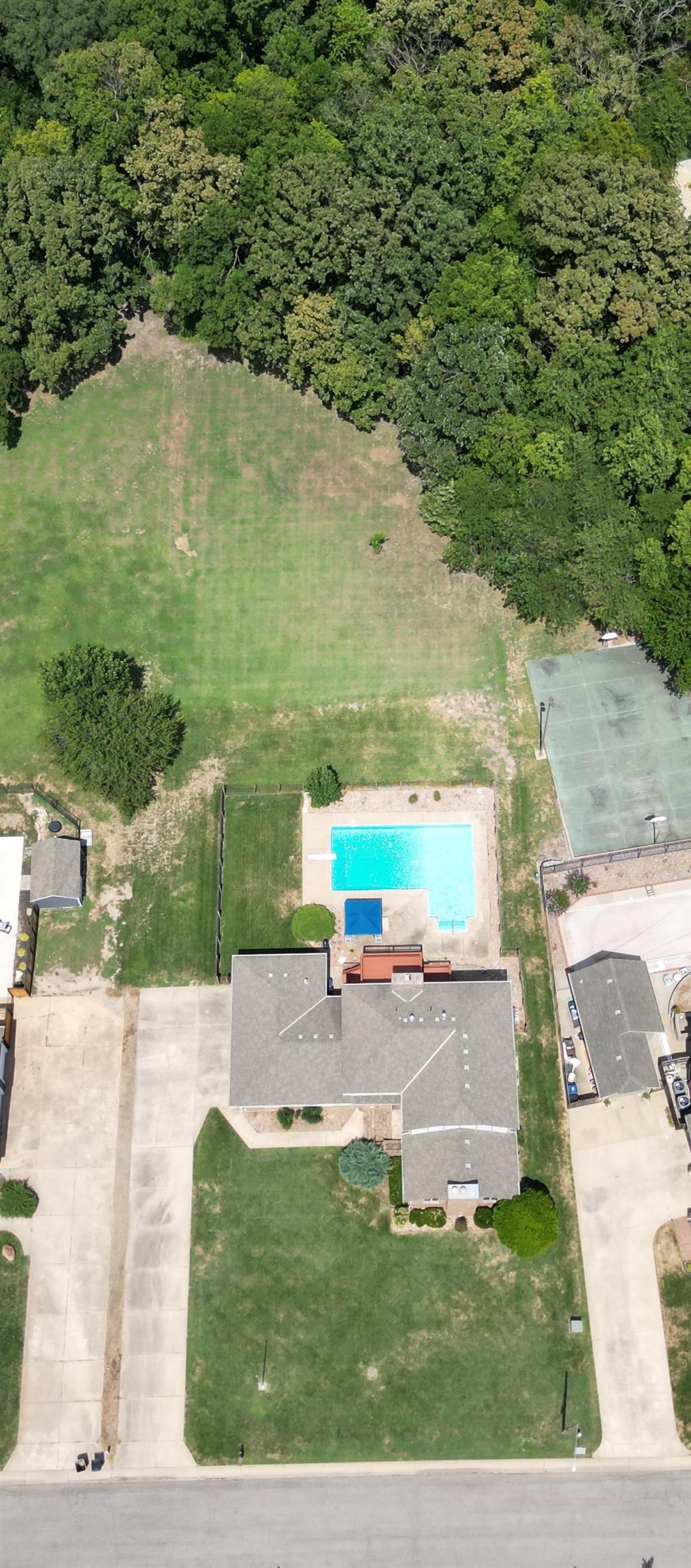 1418 E Kay St Property Photo 9